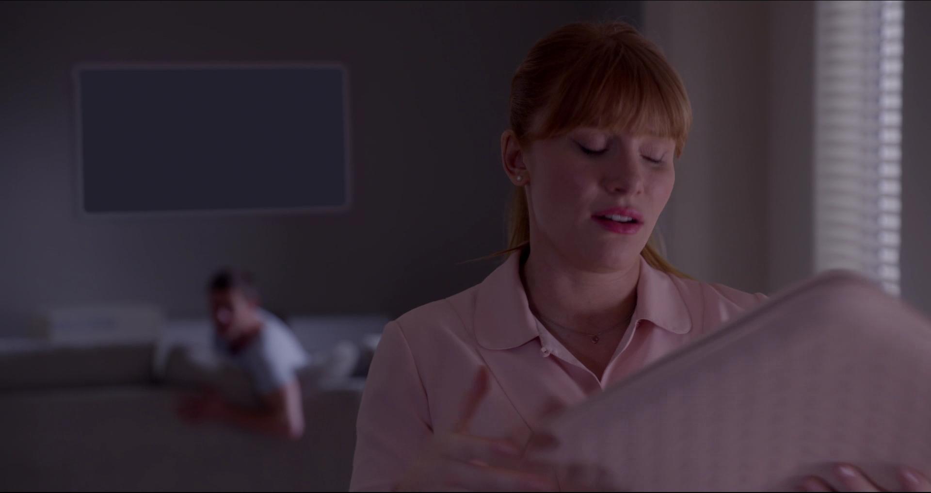 BlackMirror_28167429.jpg