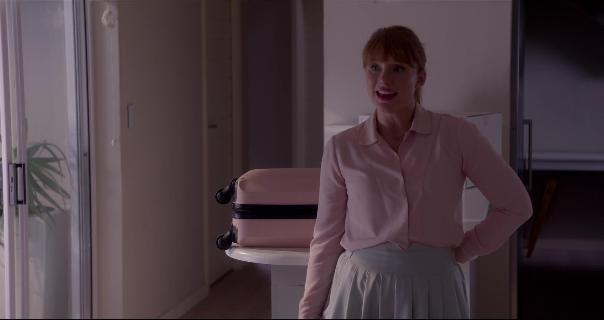 BlackMirror_28169129.jpg