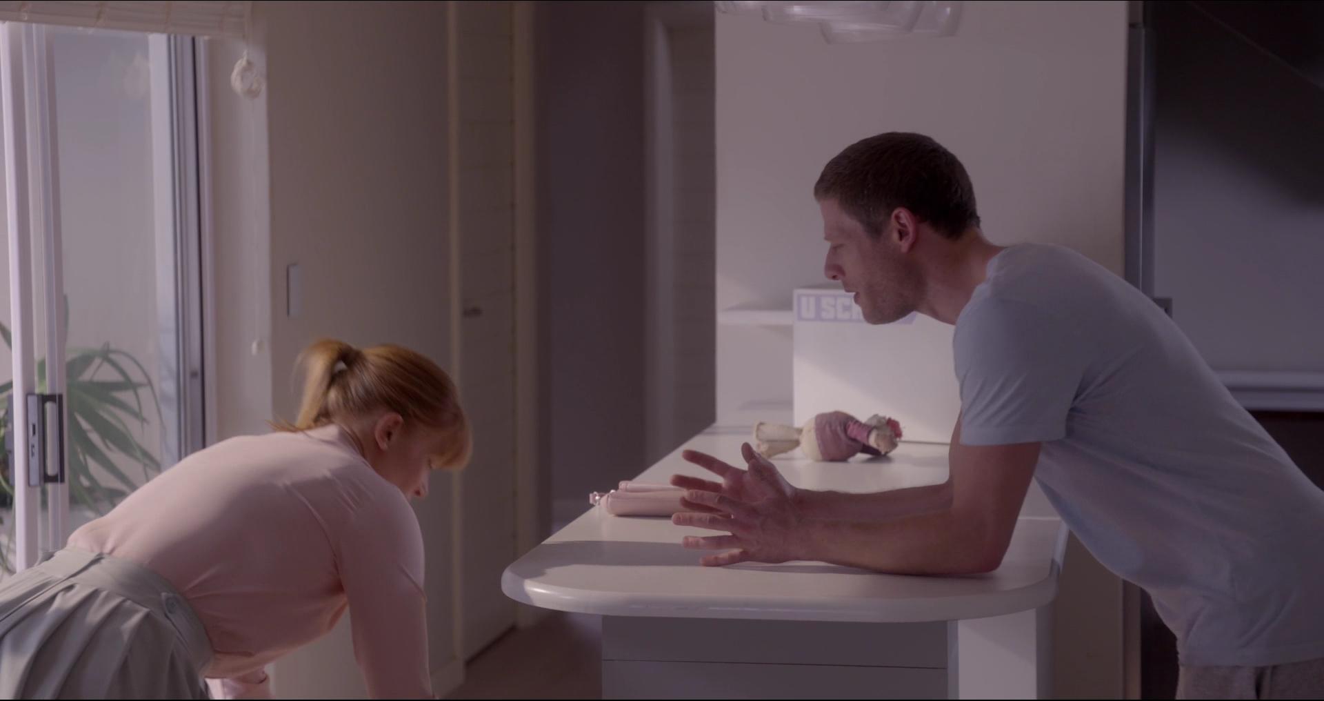BlackMirror_28173229.jpg