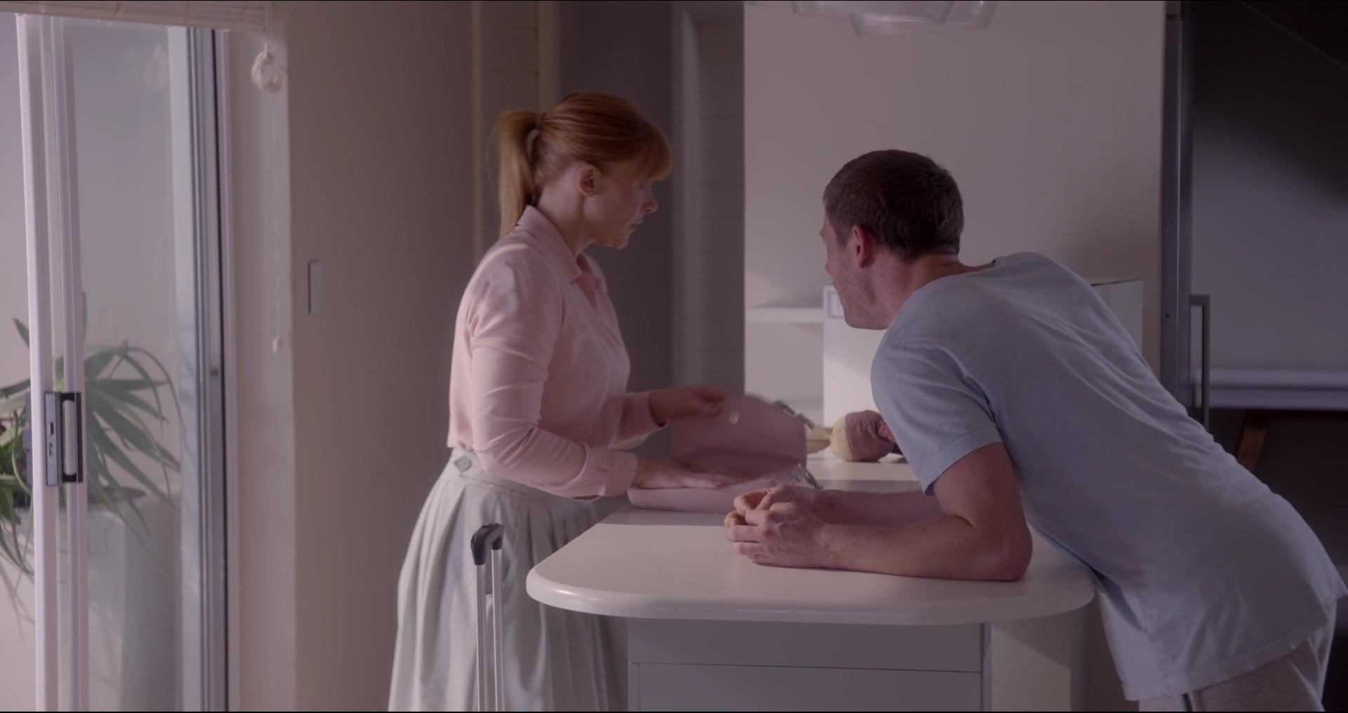 BlackMirror_28173829.jpg