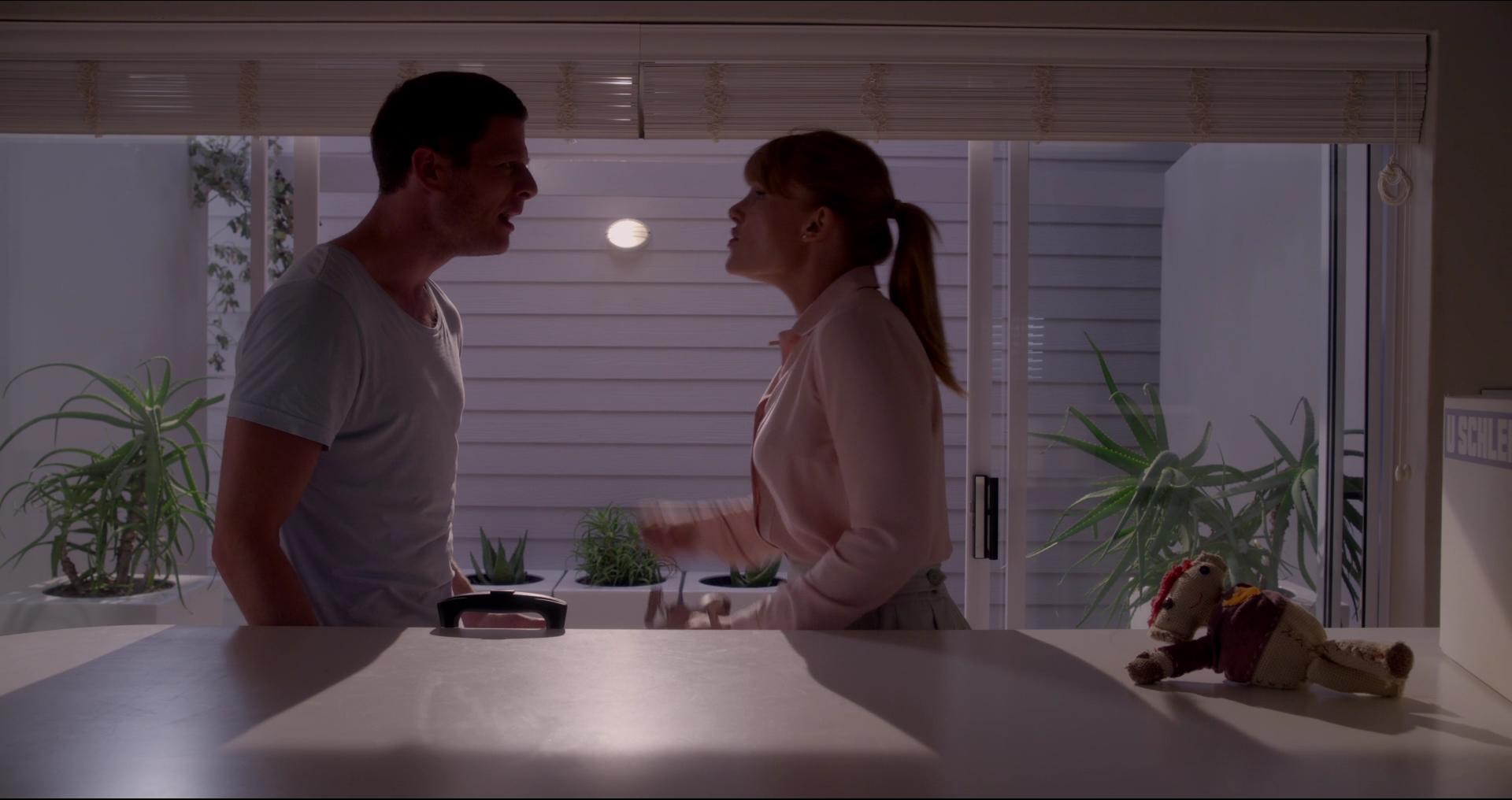 BlackMirror_28175929.jpg BlackMirror_28175929.jpg