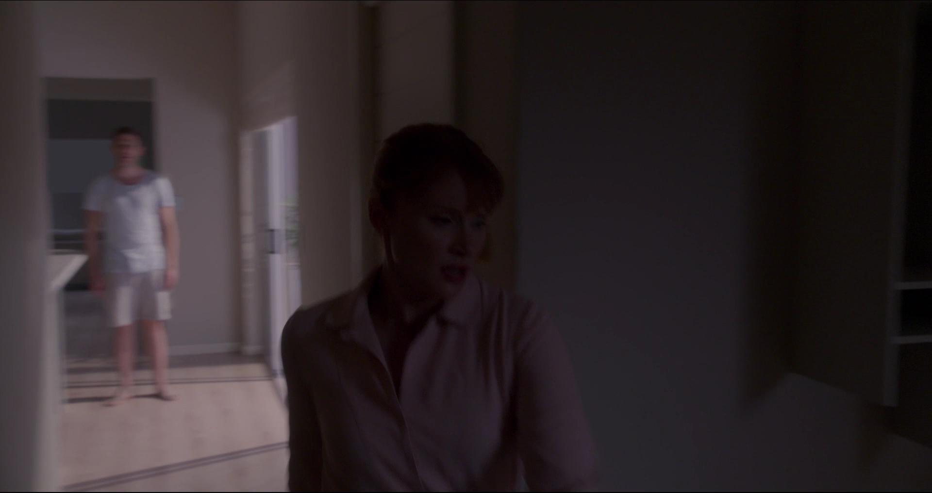BlackMirror_28179229.jpg BlackMirror_28179229.jpg