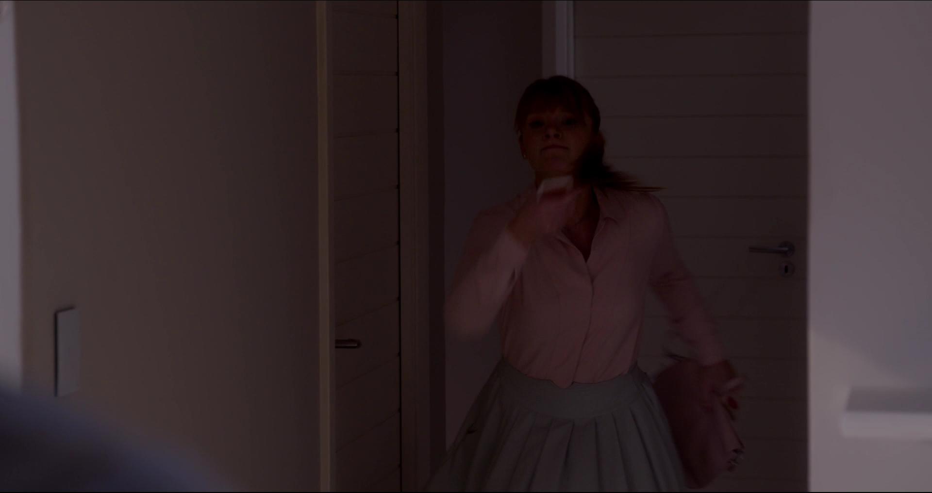 BlackMirror_28180029.jpg