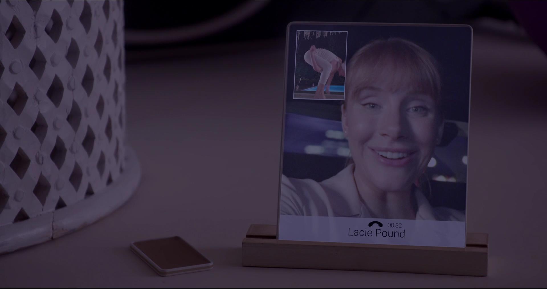 BlackMirror_28186829.jpg BlackMirror_28186829.jpg