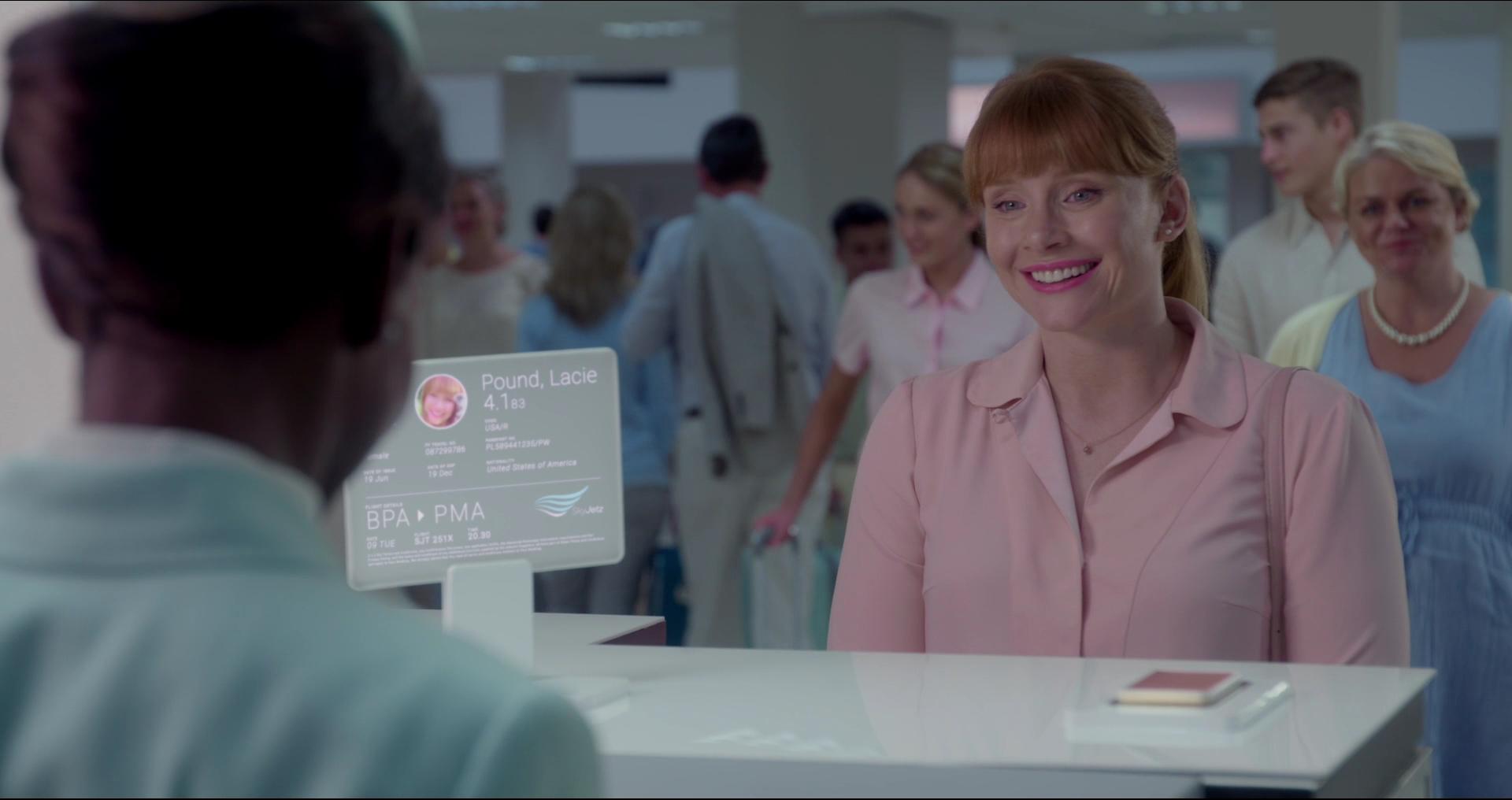 BlackMirror_28191829.jpg