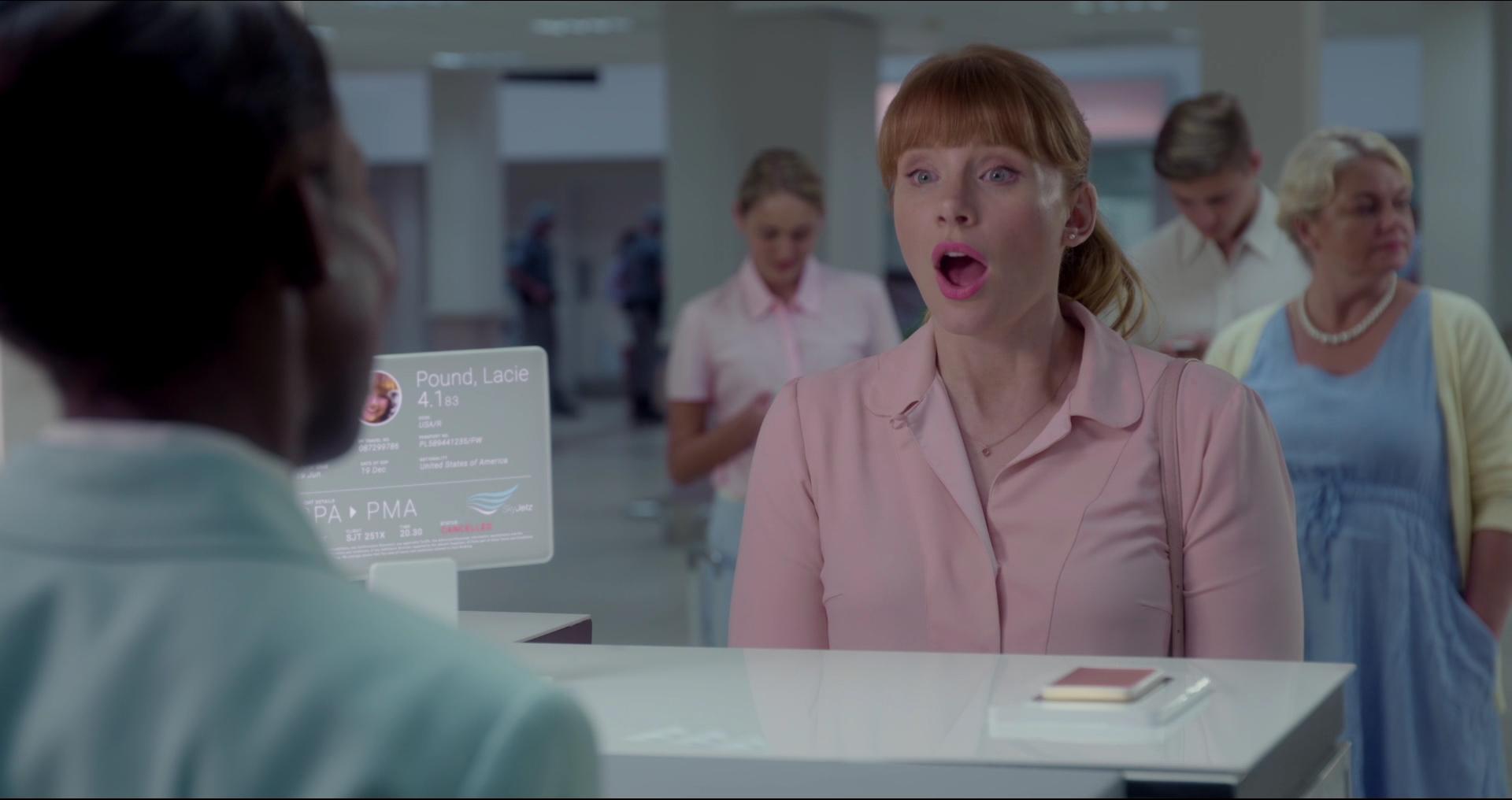 BlackMirror_28196329.jpg