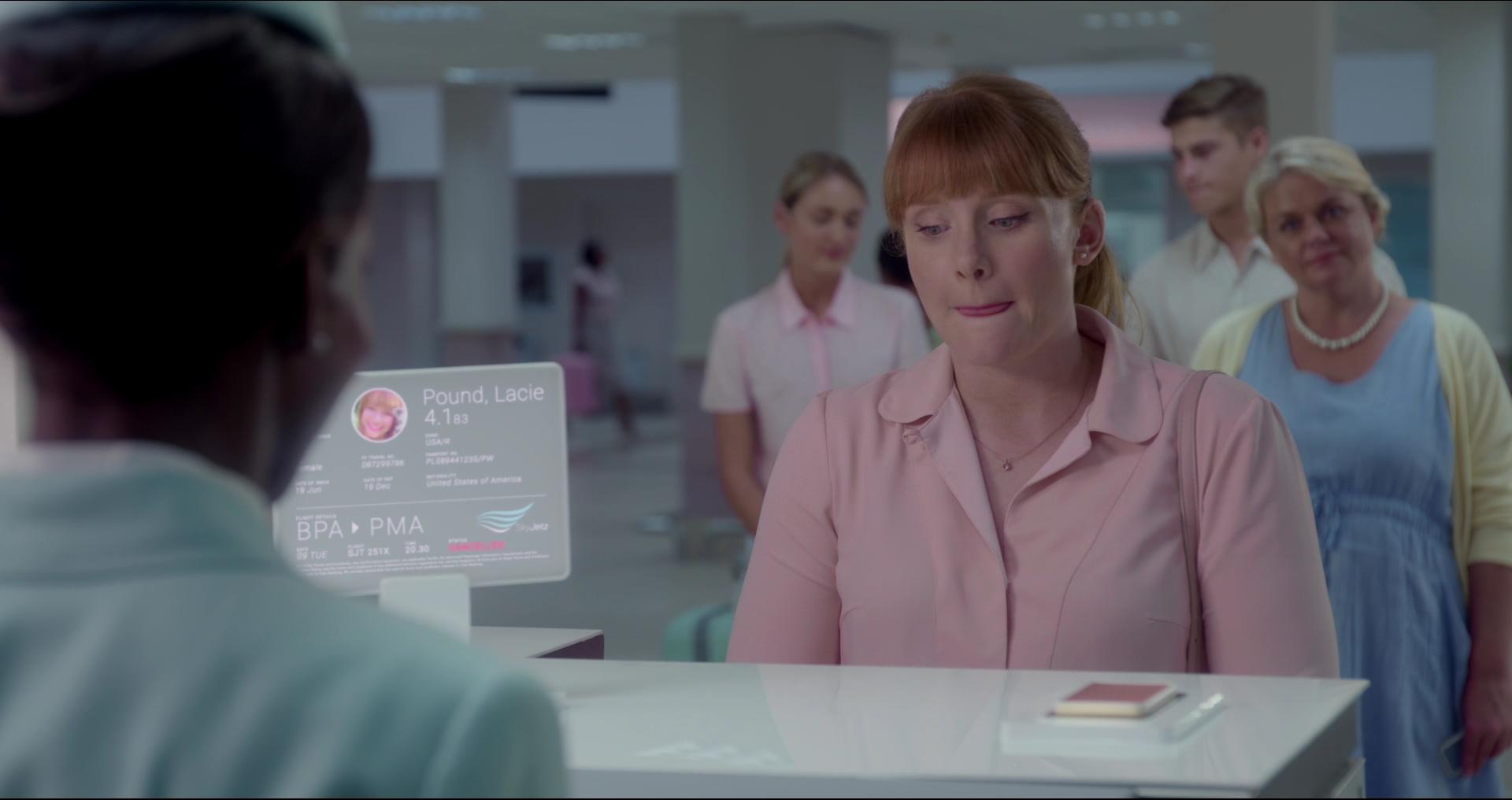 BlackMirror_28198329.jpg