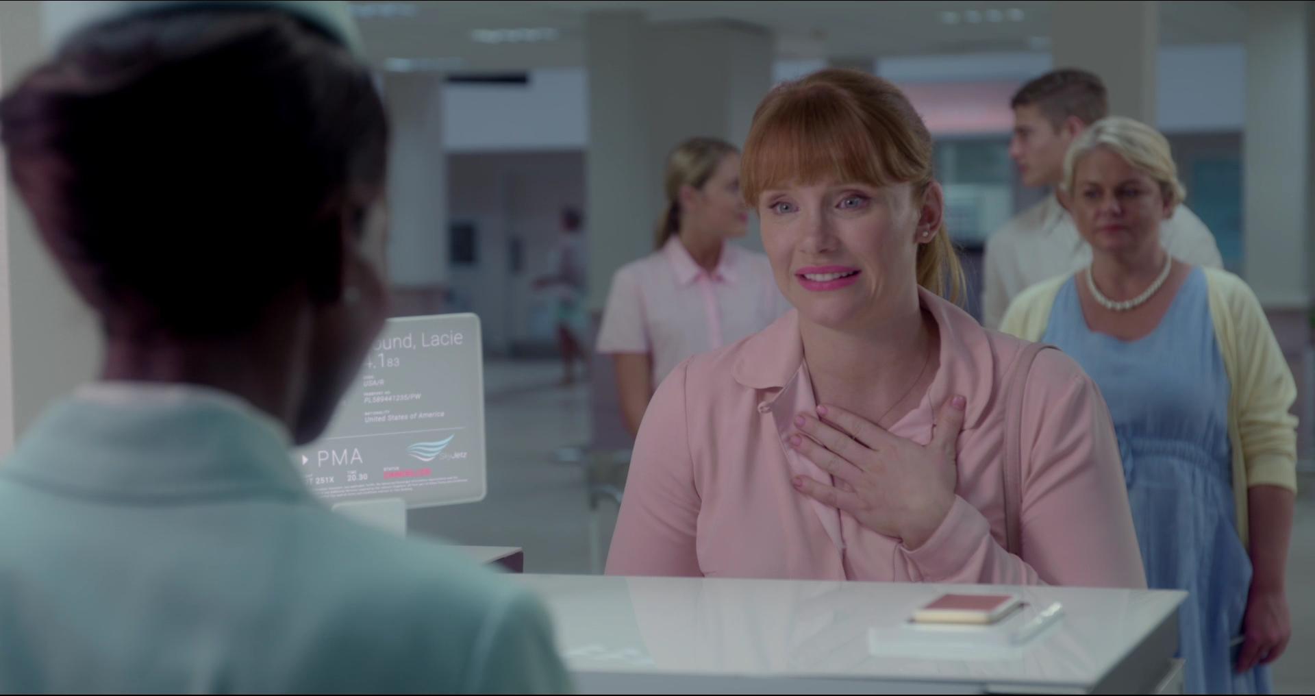 BlackMirror_28199329.jpg