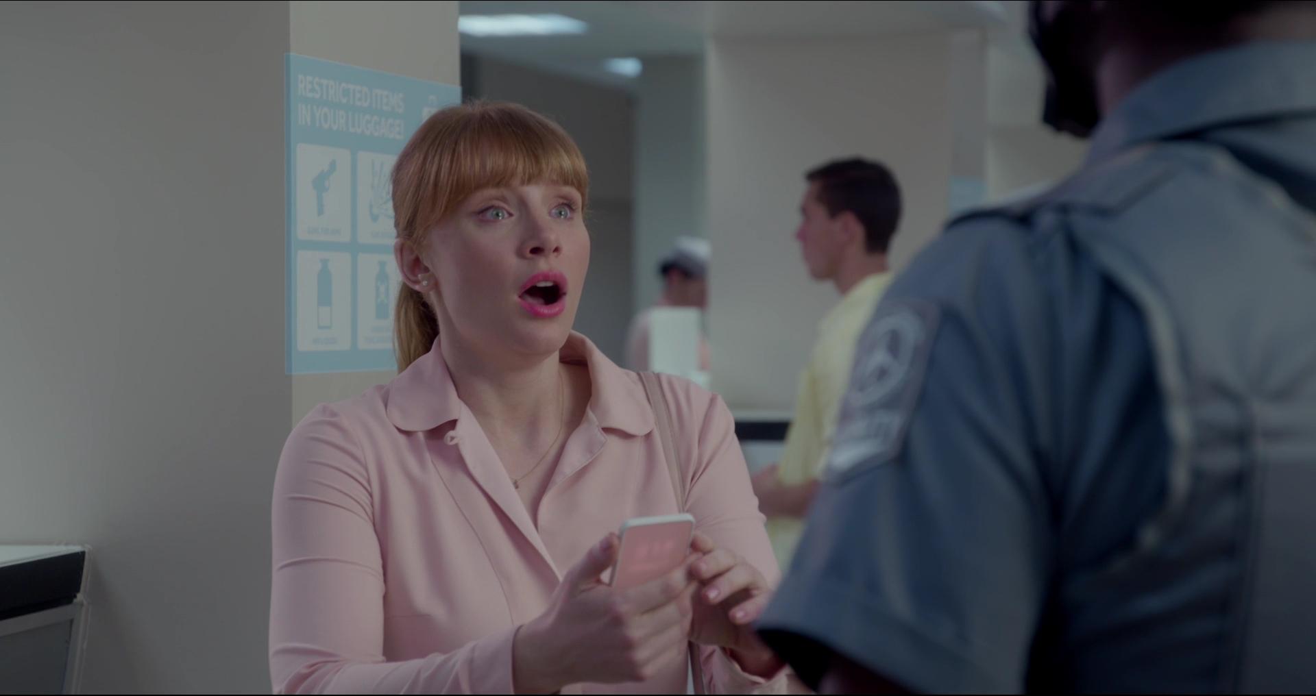 BlackMirror_28203929.jpg