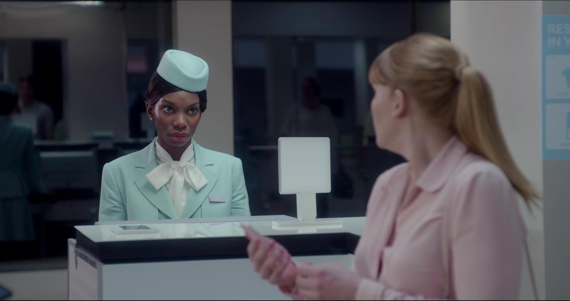 BlackMirror_28205829.jpg BlackMirror_28205829.jpg
