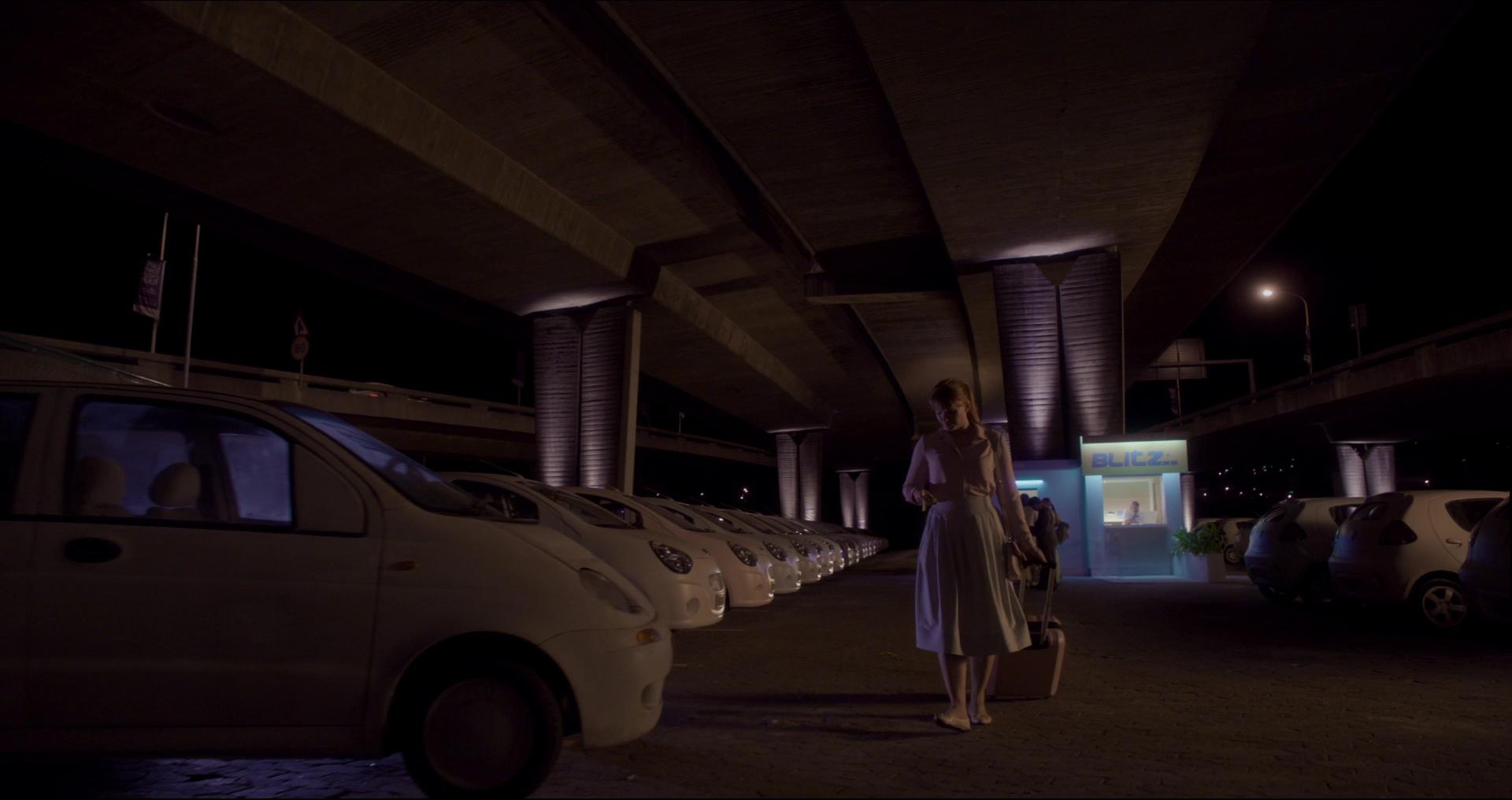 BlackMirror_28215329.jpg