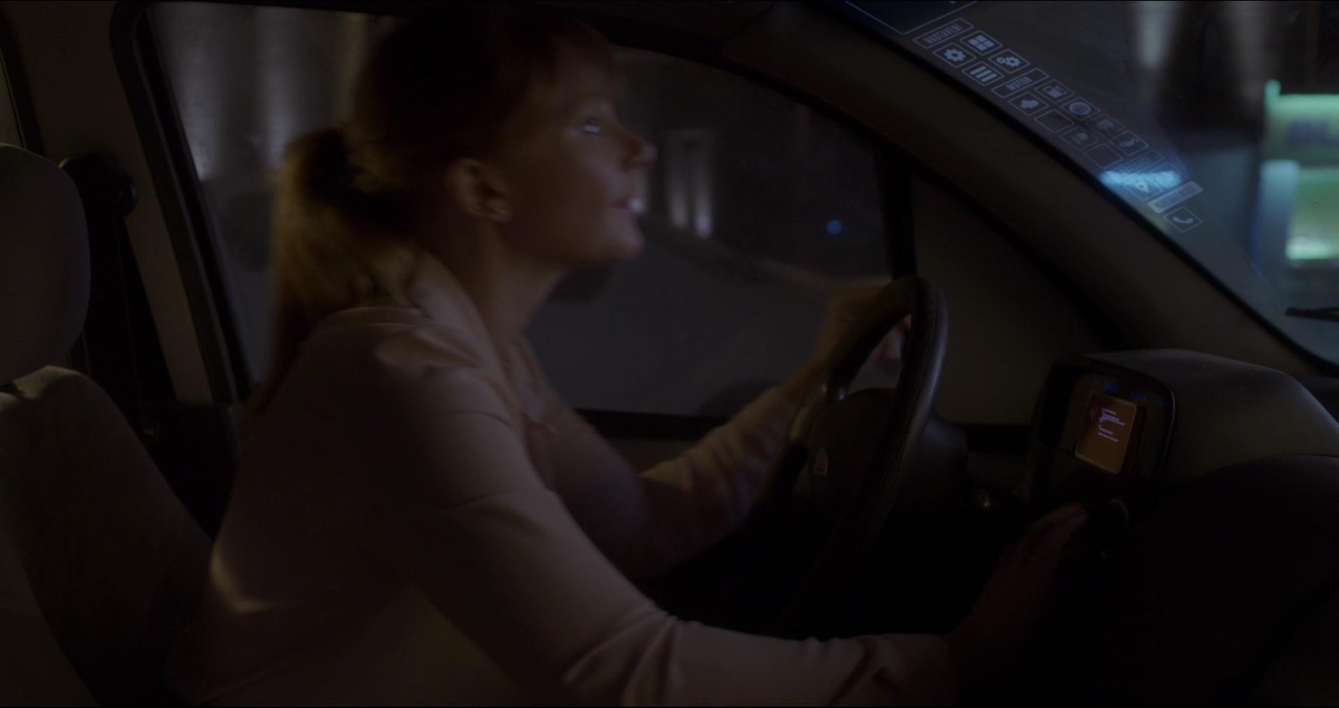 BlackMirror_28217029.jpg
