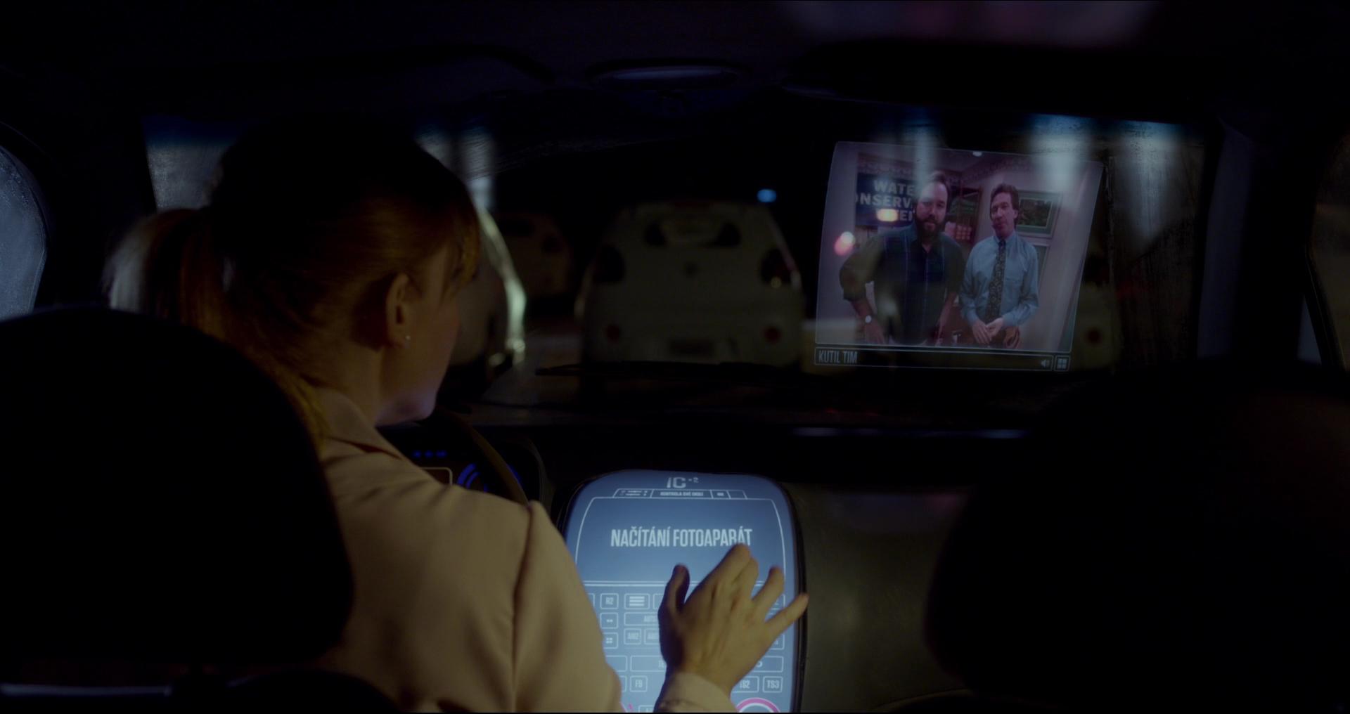 BlackMirror_28220529.jpg