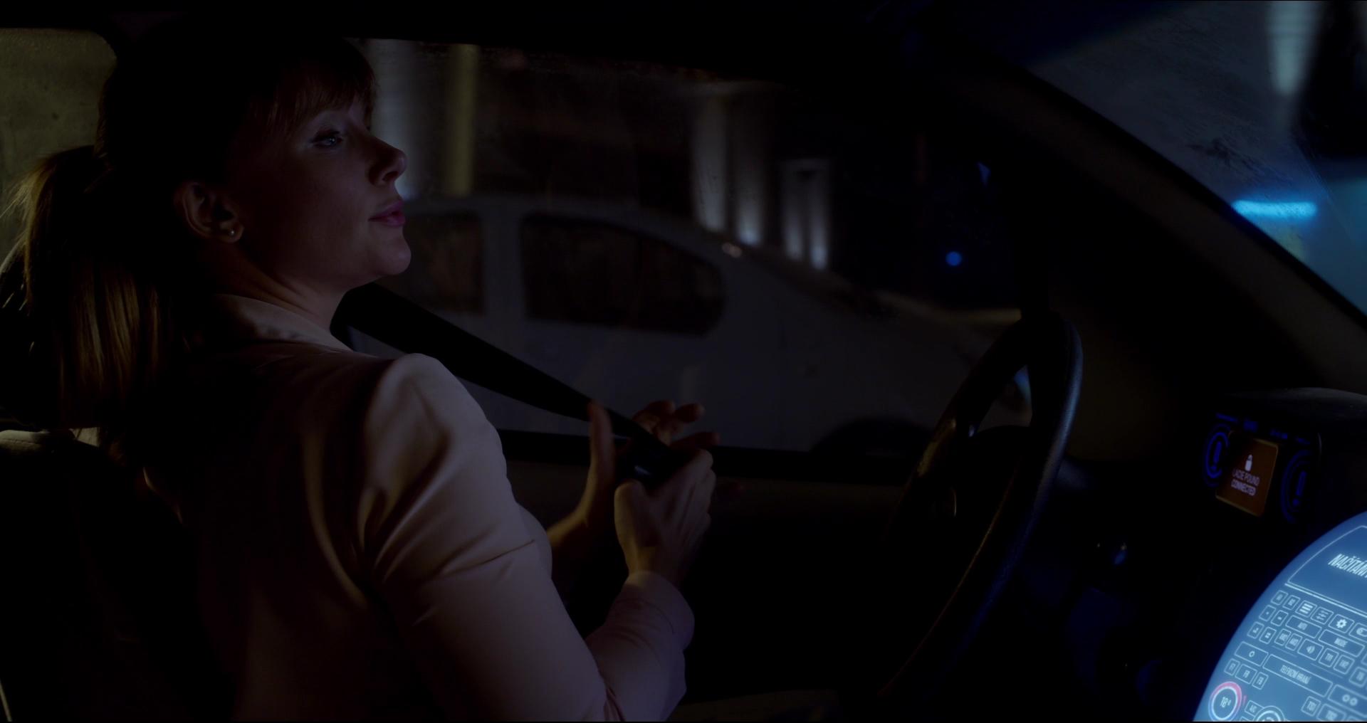 BlackMirror_28221929.jpg