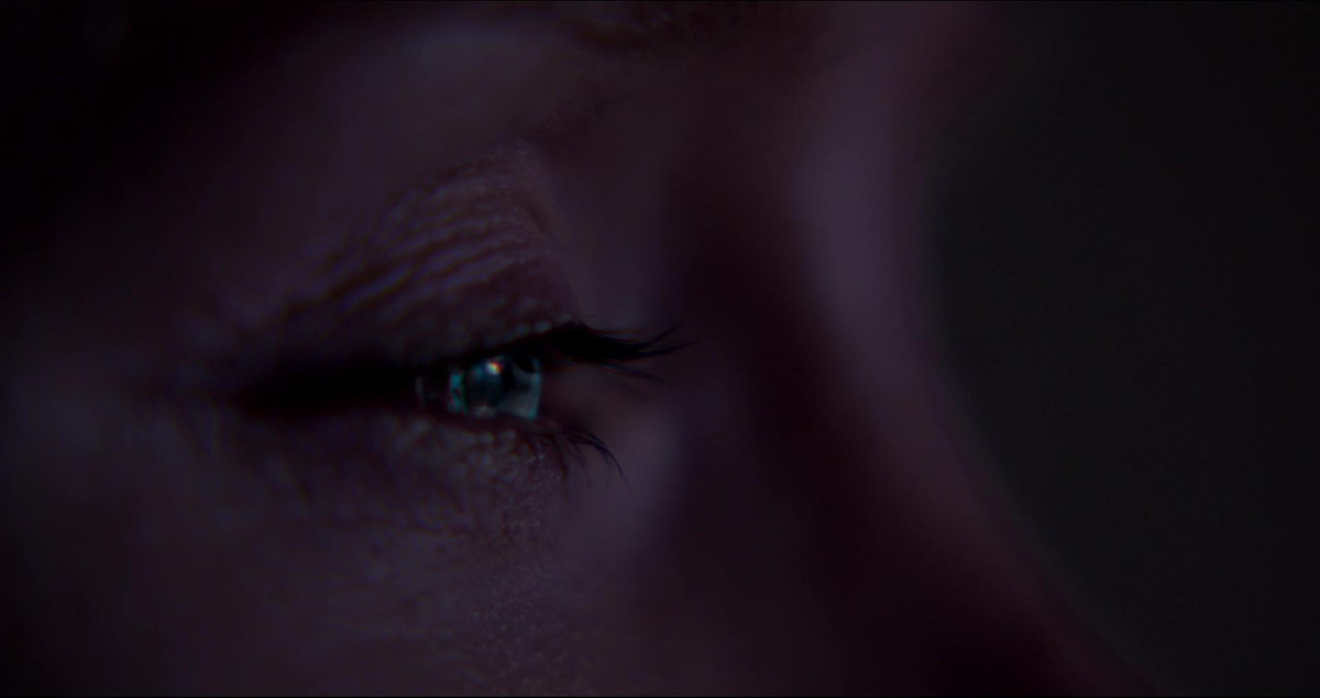 BlackMirror_28234829.jpg BlackMirror_28234829.jpg