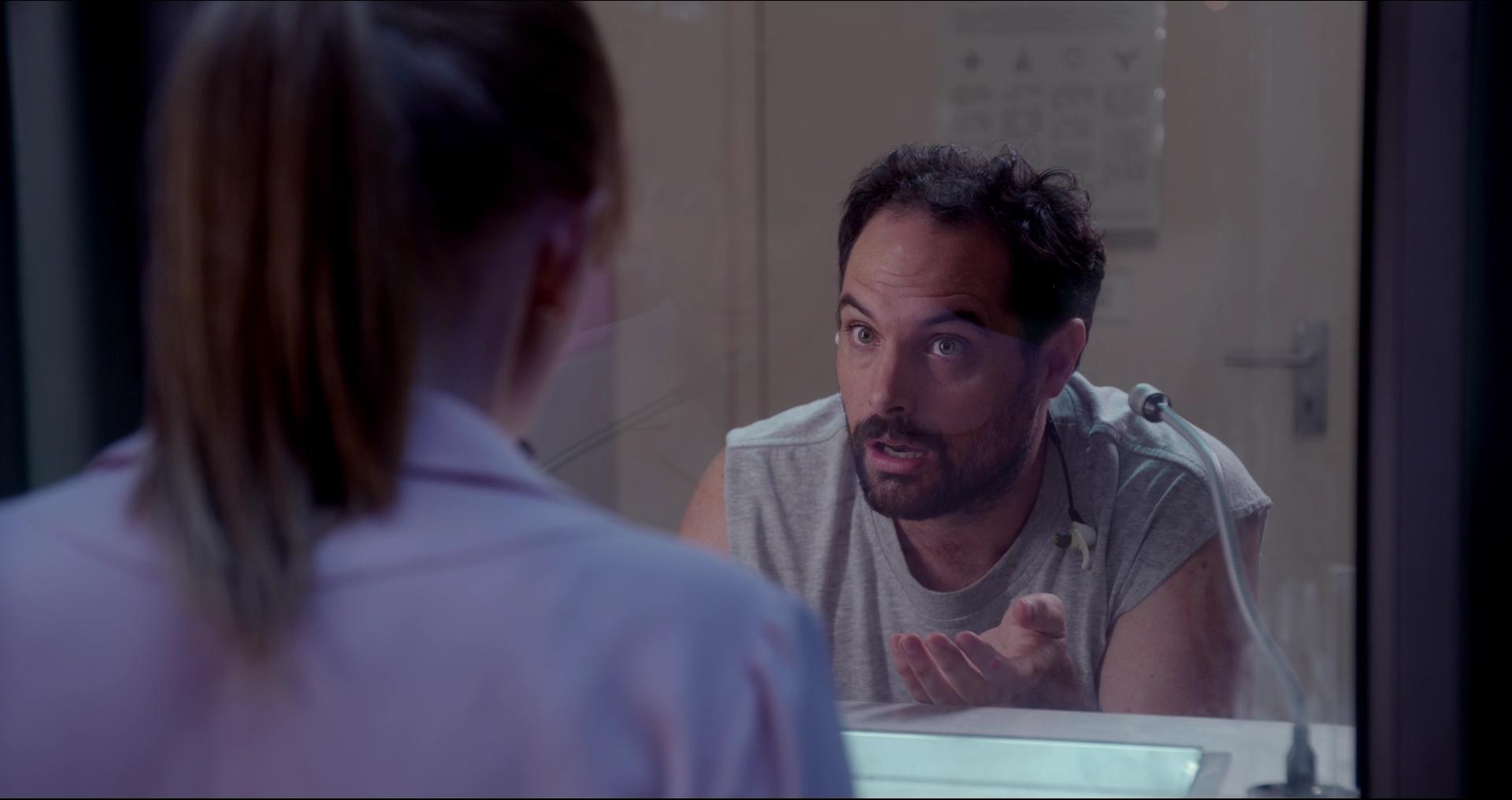 BlackMirror_28242429.jpg BlackMirror_28242429.jpg