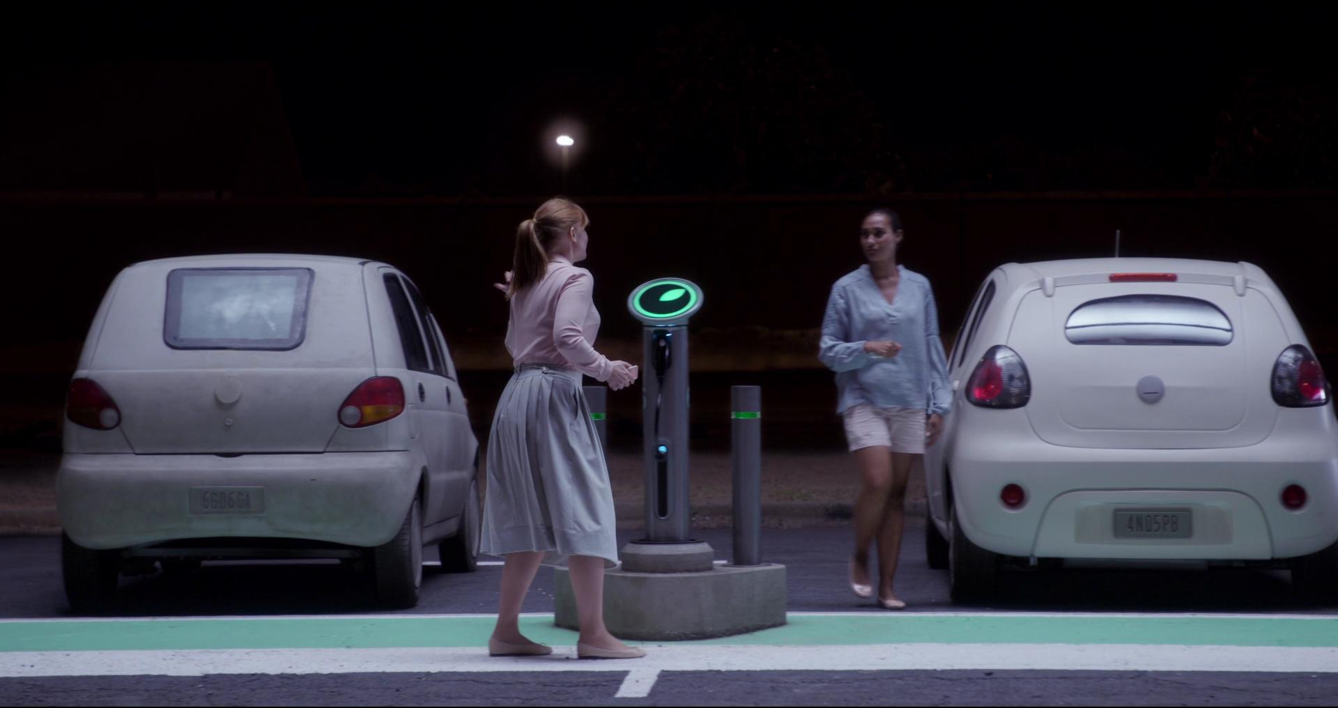 BlackMirror_28250529.jpg