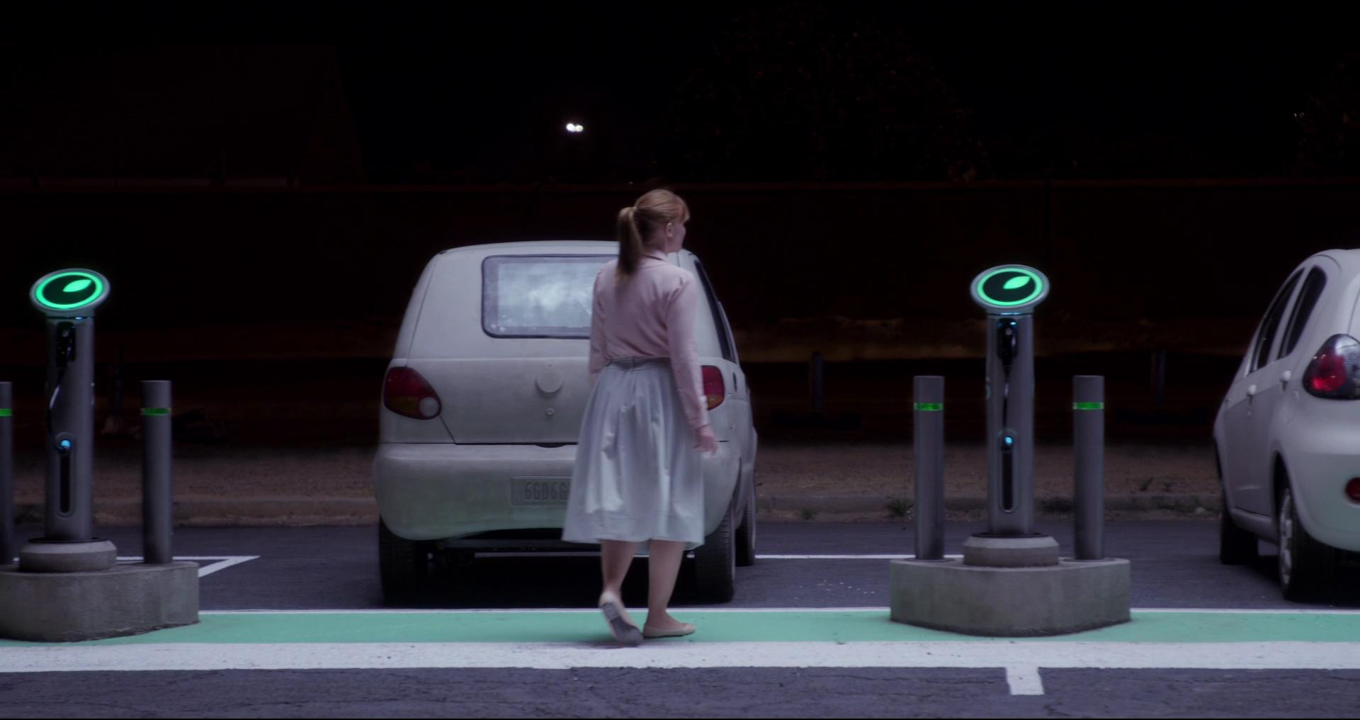 BlackMirror_28250929.jpg