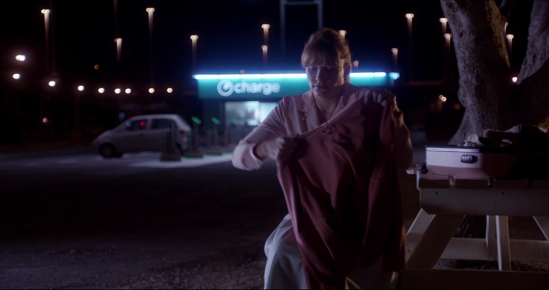 BlackMirror_28254929.jpg BlackMirror_28254929.jpg