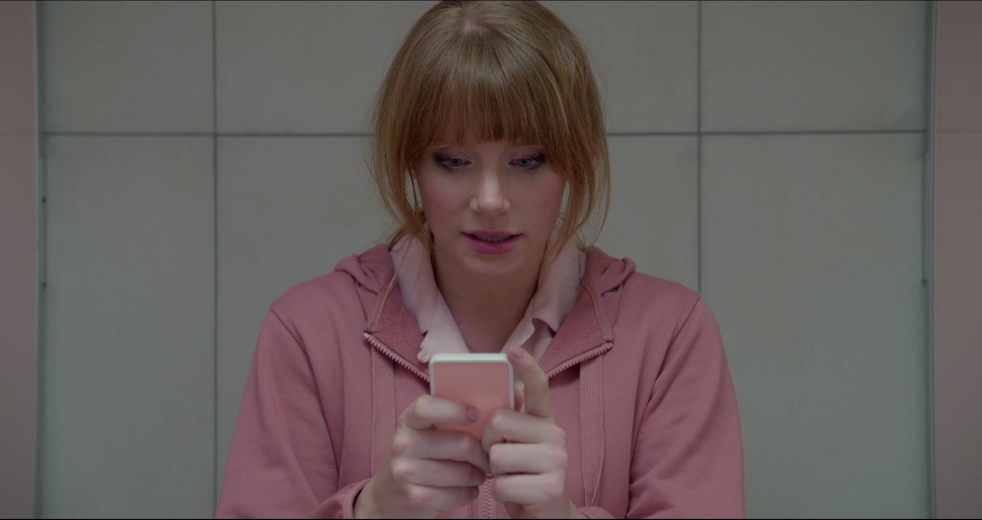 BlackMirror_28304029.jpg BlackMirror_28304029.jpg