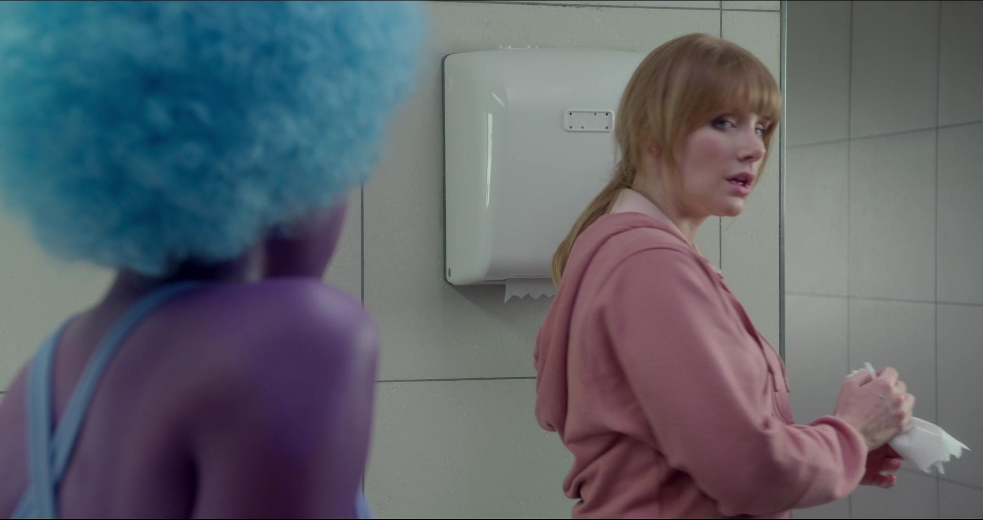BlackMirror_28307629.jpg