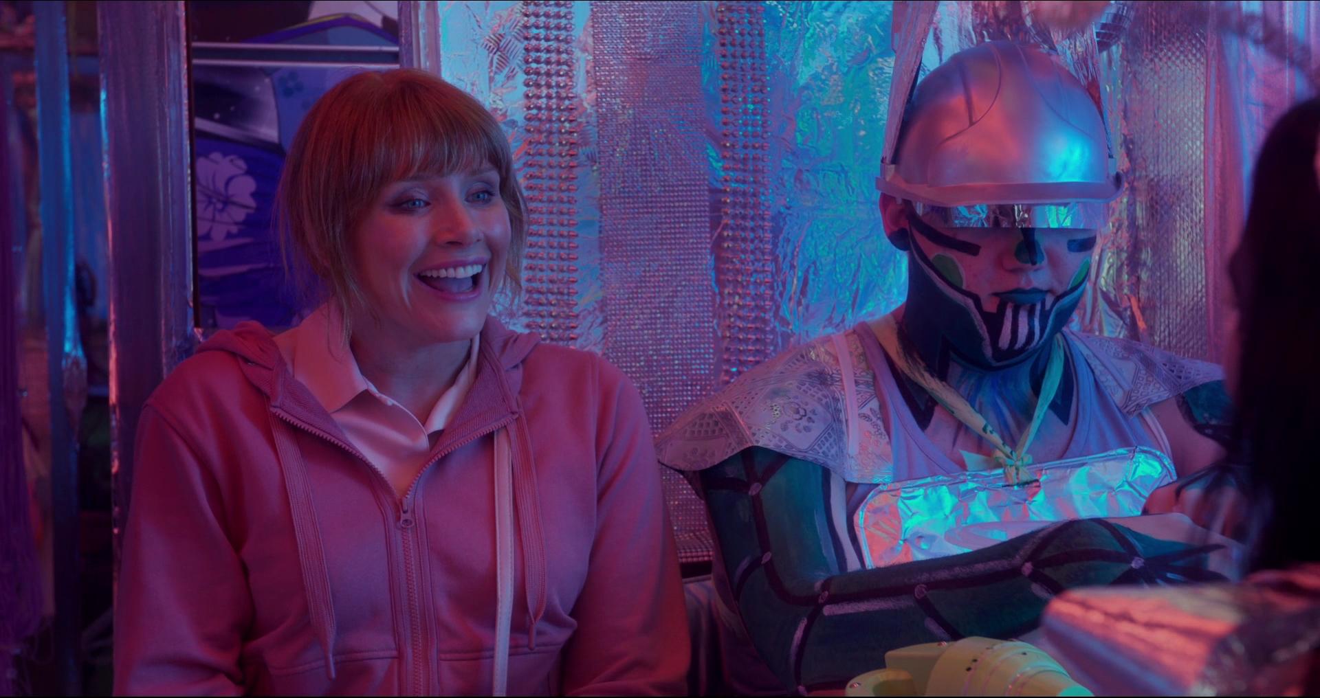 BlackMirror_28307829.jpg