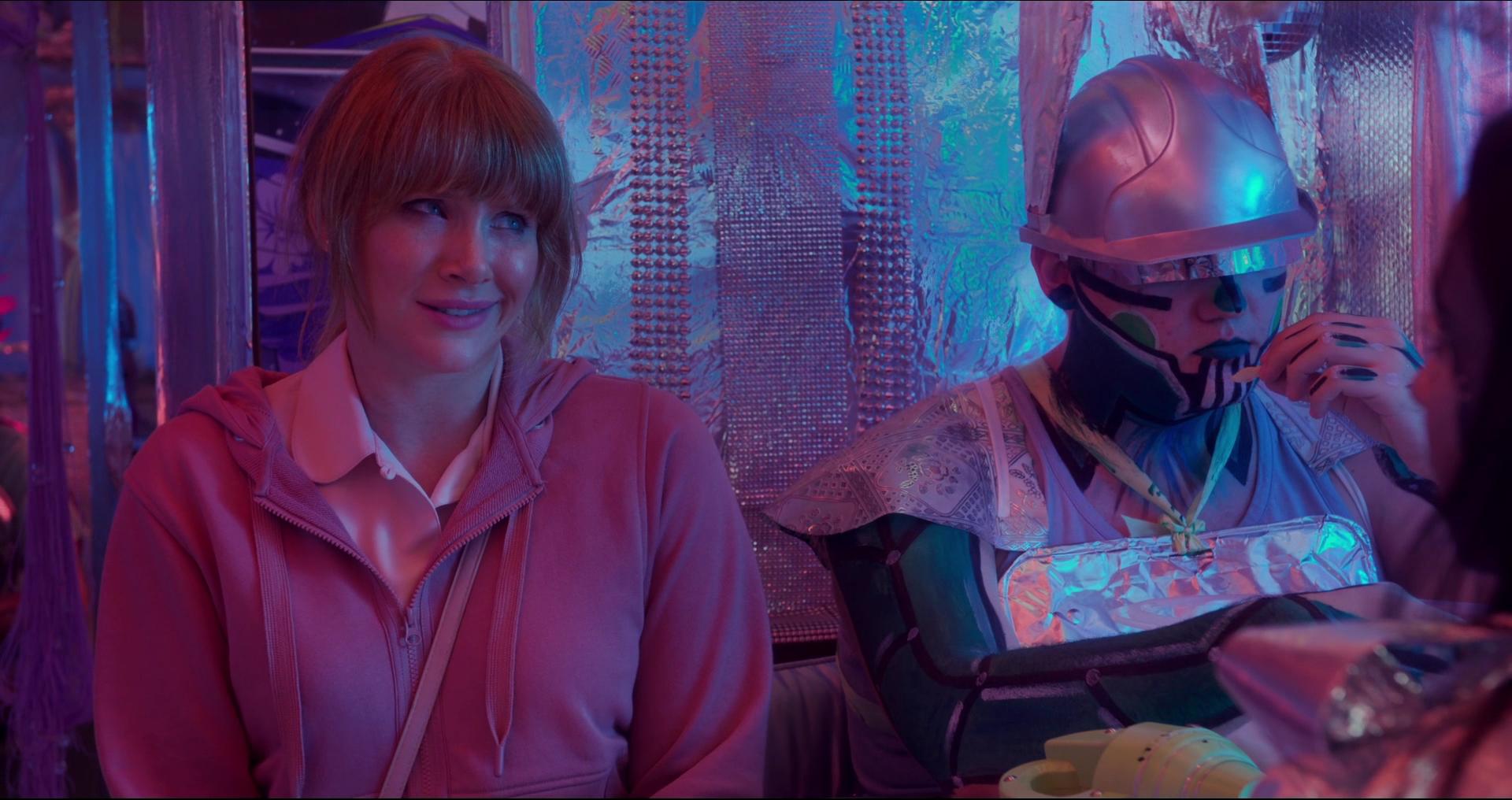 BlackMirror_28309429.jpg BlackMirror_28309429.jpg