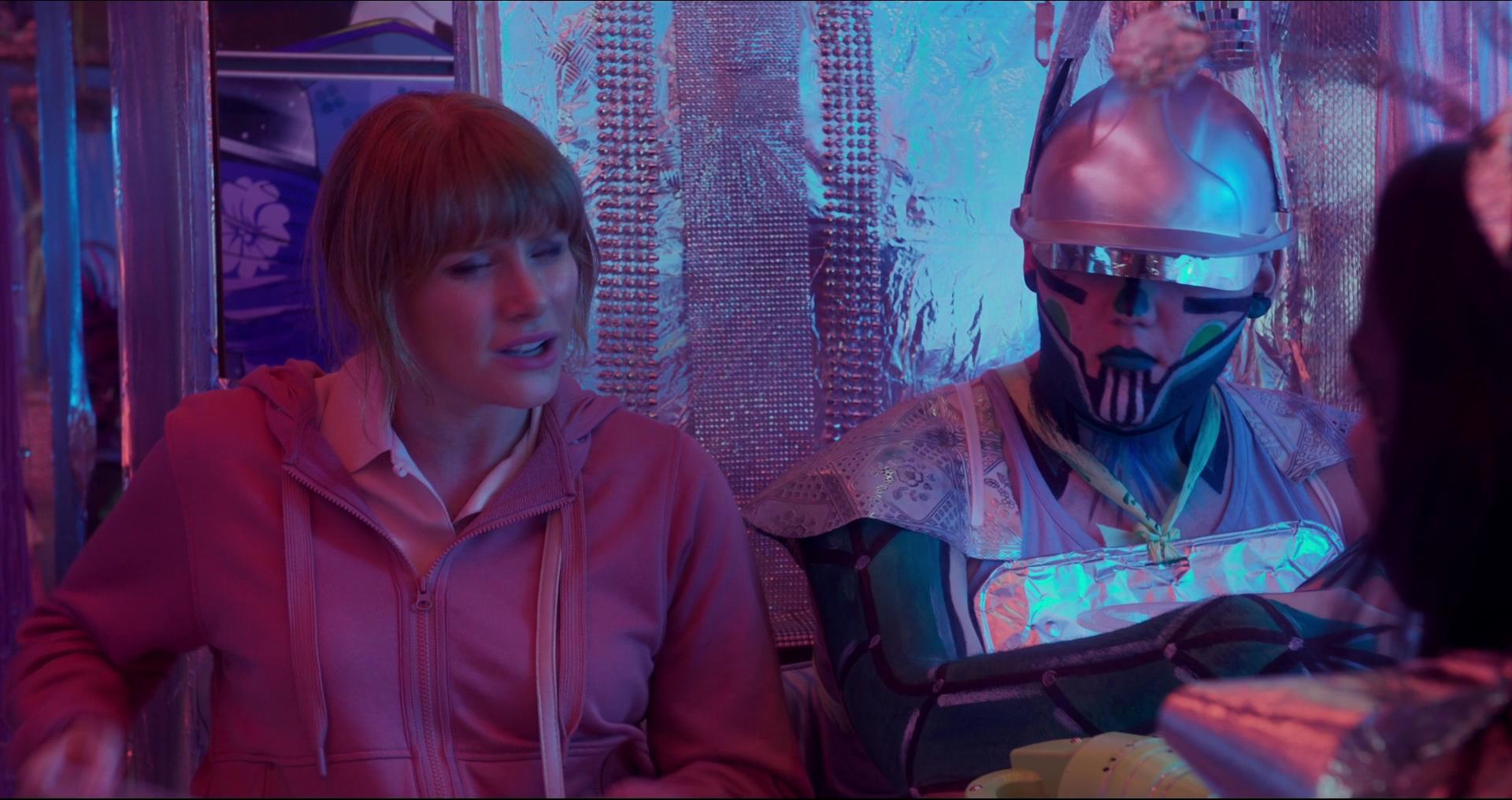 BlackMirror_28310329.jpg