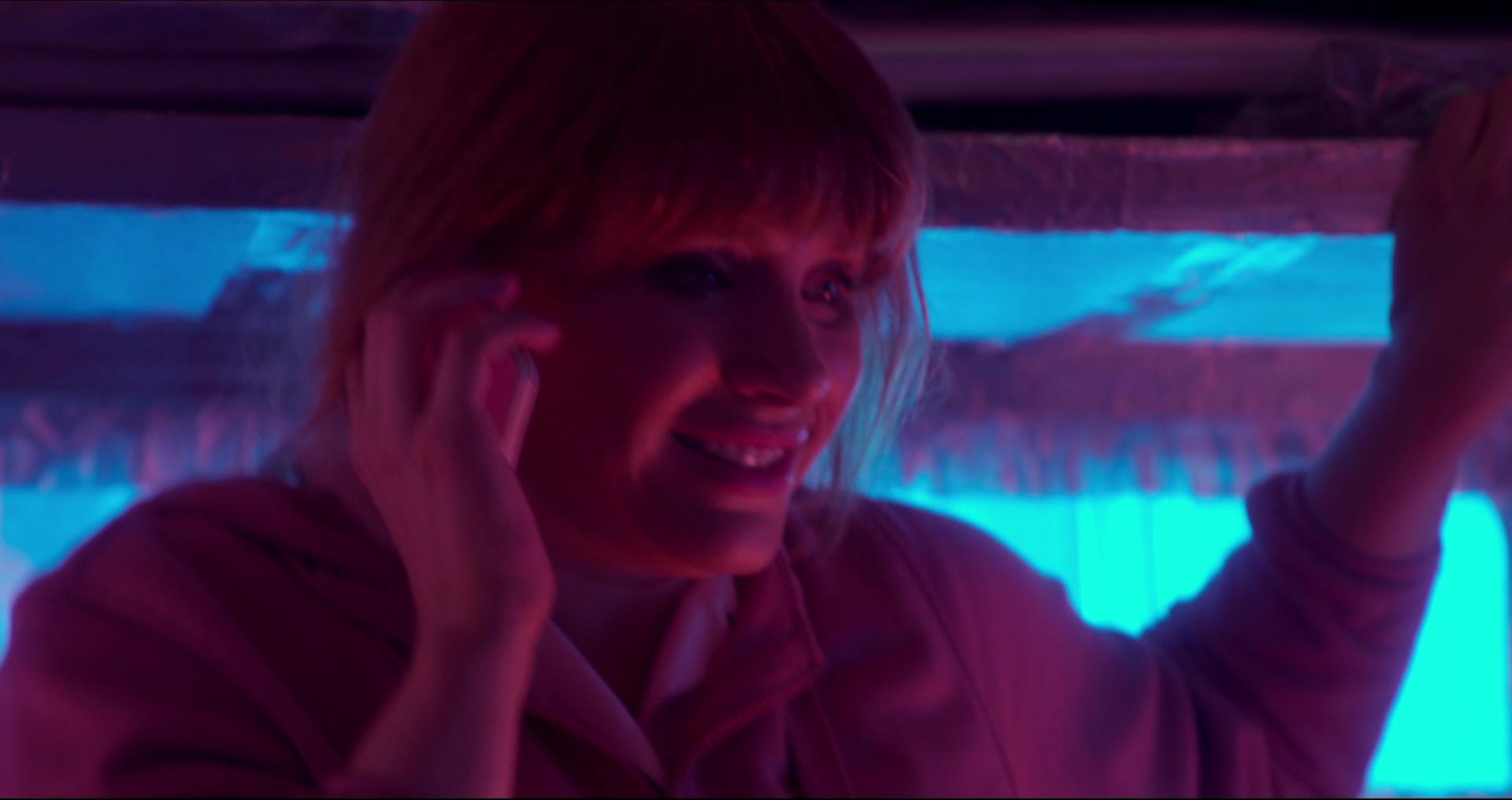 BlackMirror_28314129.jpg