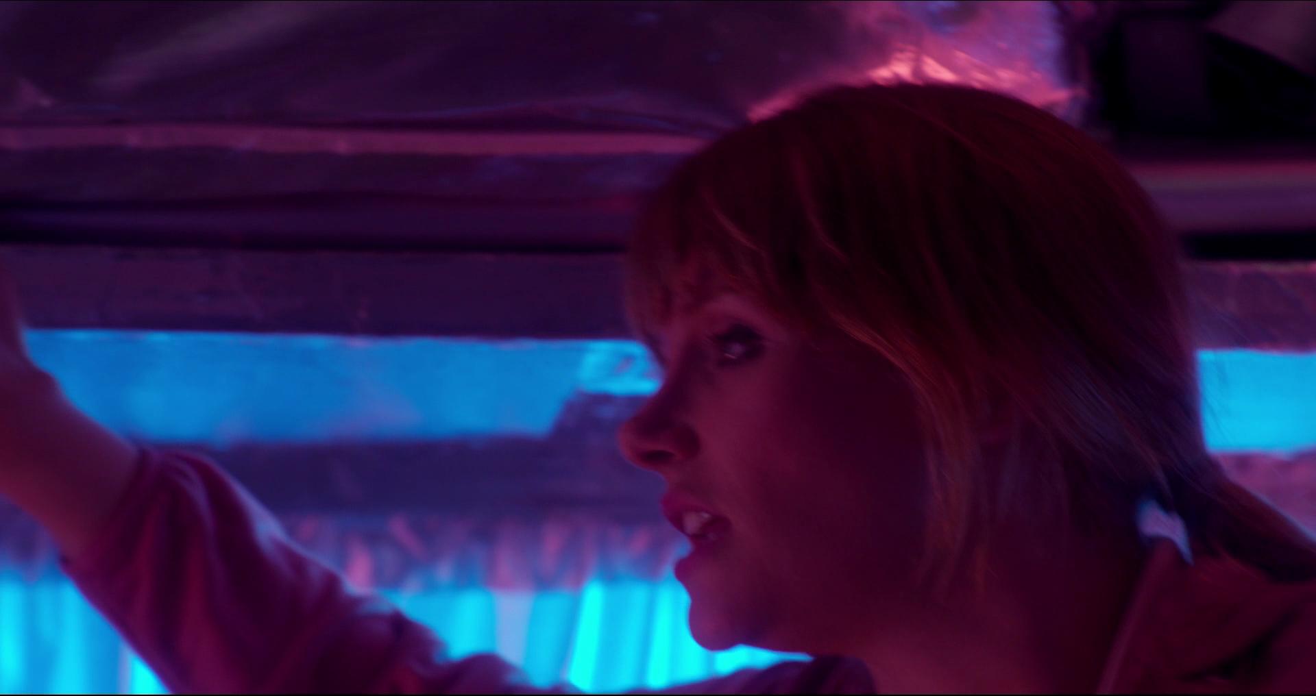 BlackMirror_28321729.jpg BlackMirror_28321729.jpg