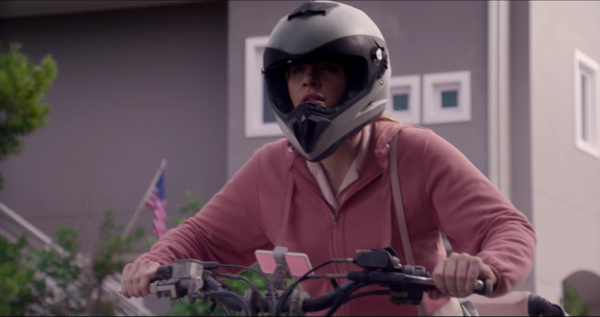 BlackMirror_28329929.jpg