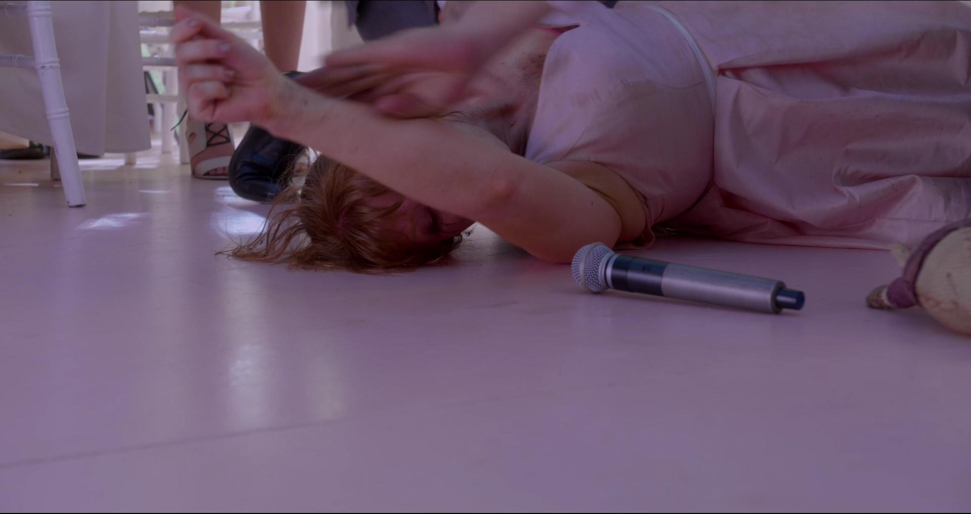 BlackMirror_28372829.jpg BlackMirror_28372829.jpg
