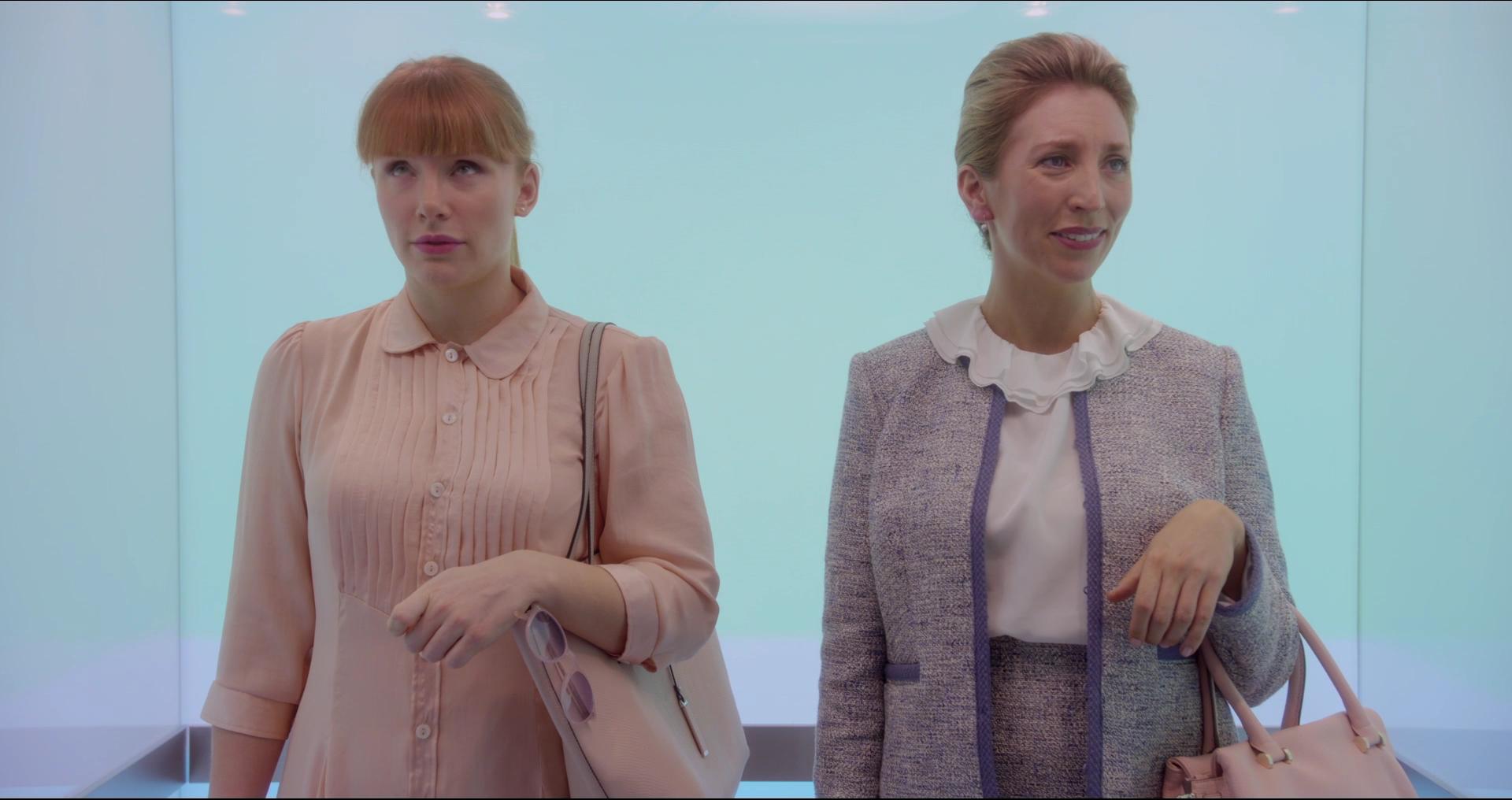 BlackMirror_2837529.jpg