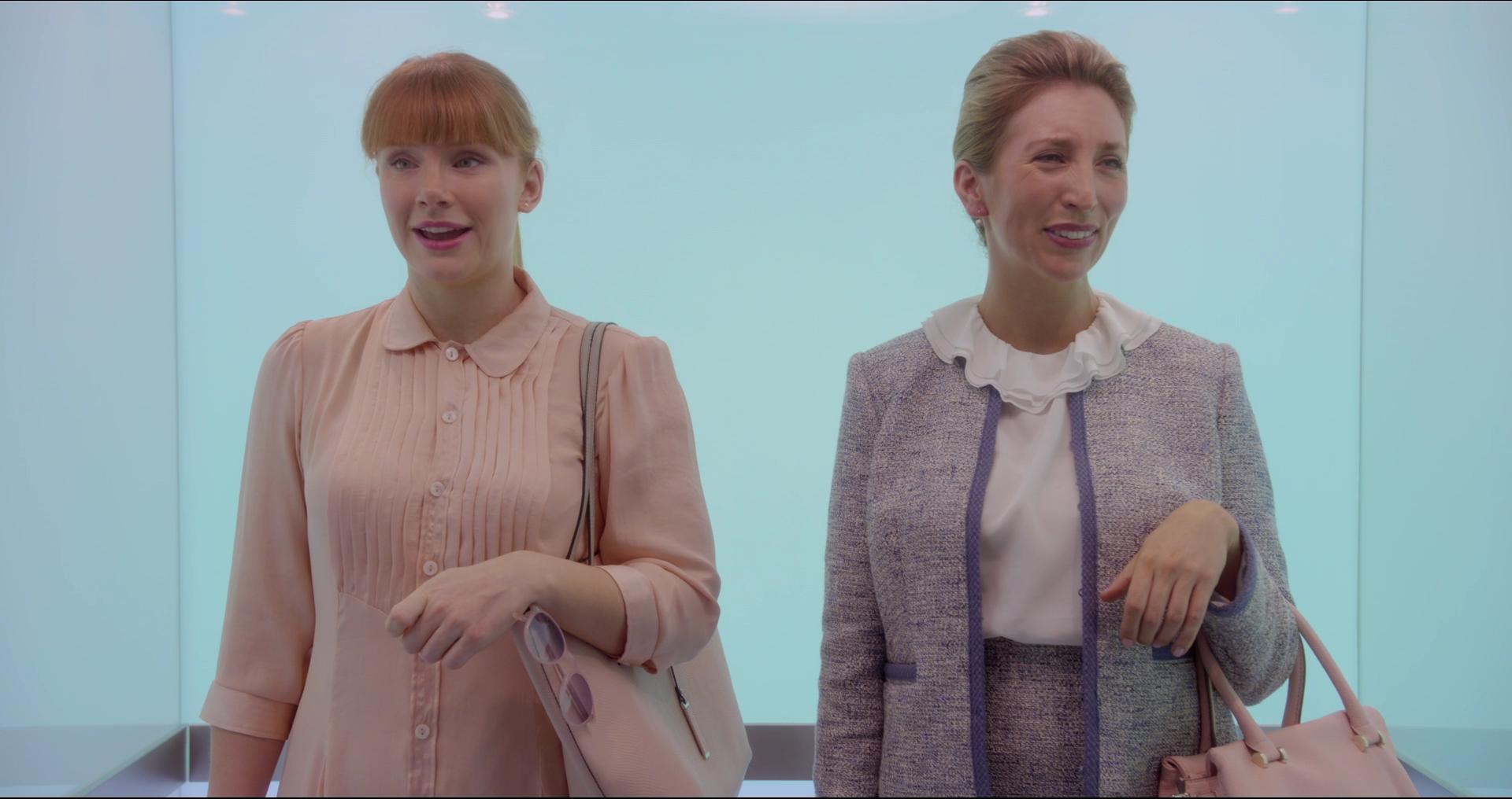 BlackMirror_2837629.jpg