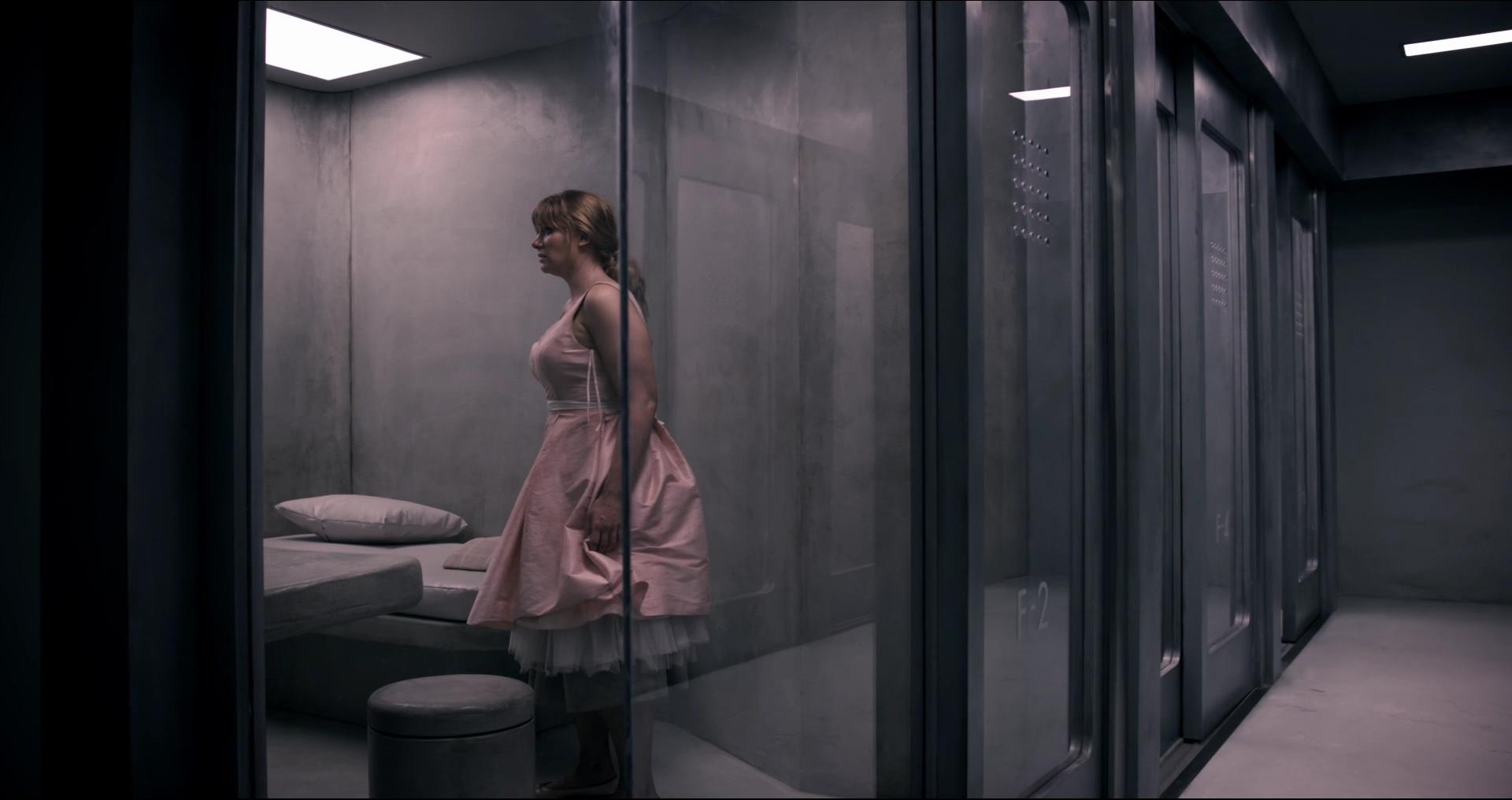 BlackMirror_28382929.jpg