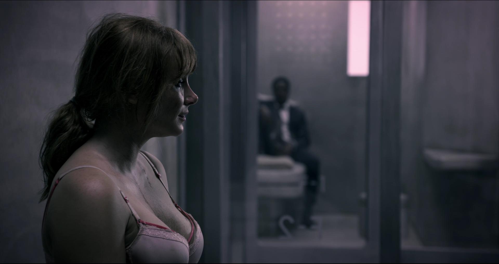 BlackMirror_28397229.jpg