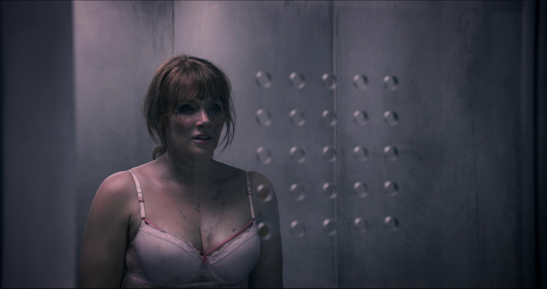 BlackMirror_28405729.jpg