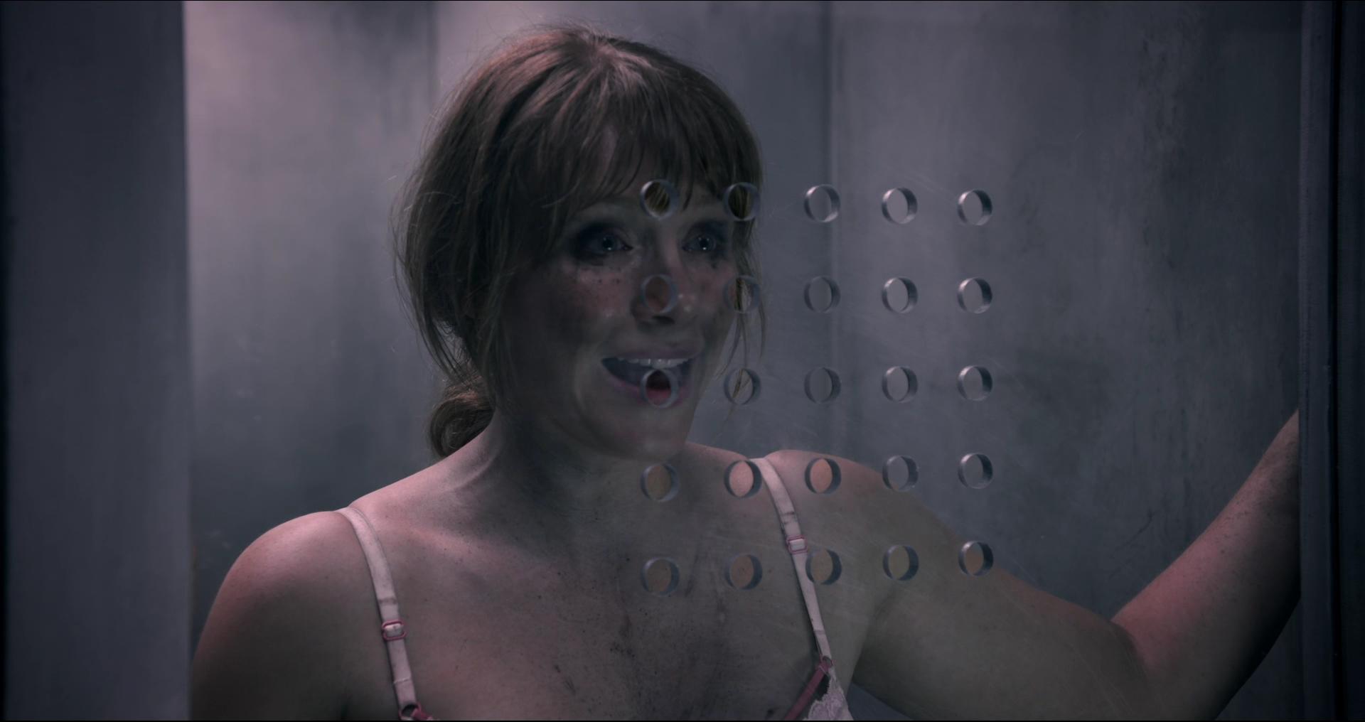 BlackMirror_28408729.jpg BlackMirror_28408729.jpg
