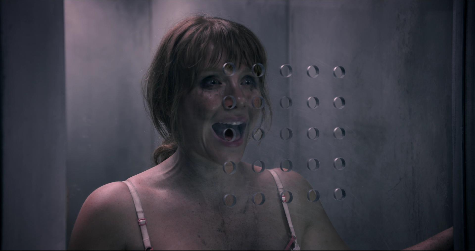 BlackMirror_28409129.jpg BlackMirror_28409129.jpg