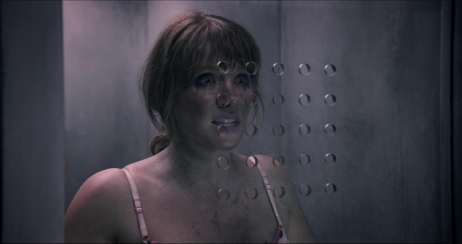 BlackMirror_28410729.jpg BlackMirror_28410729.jpg