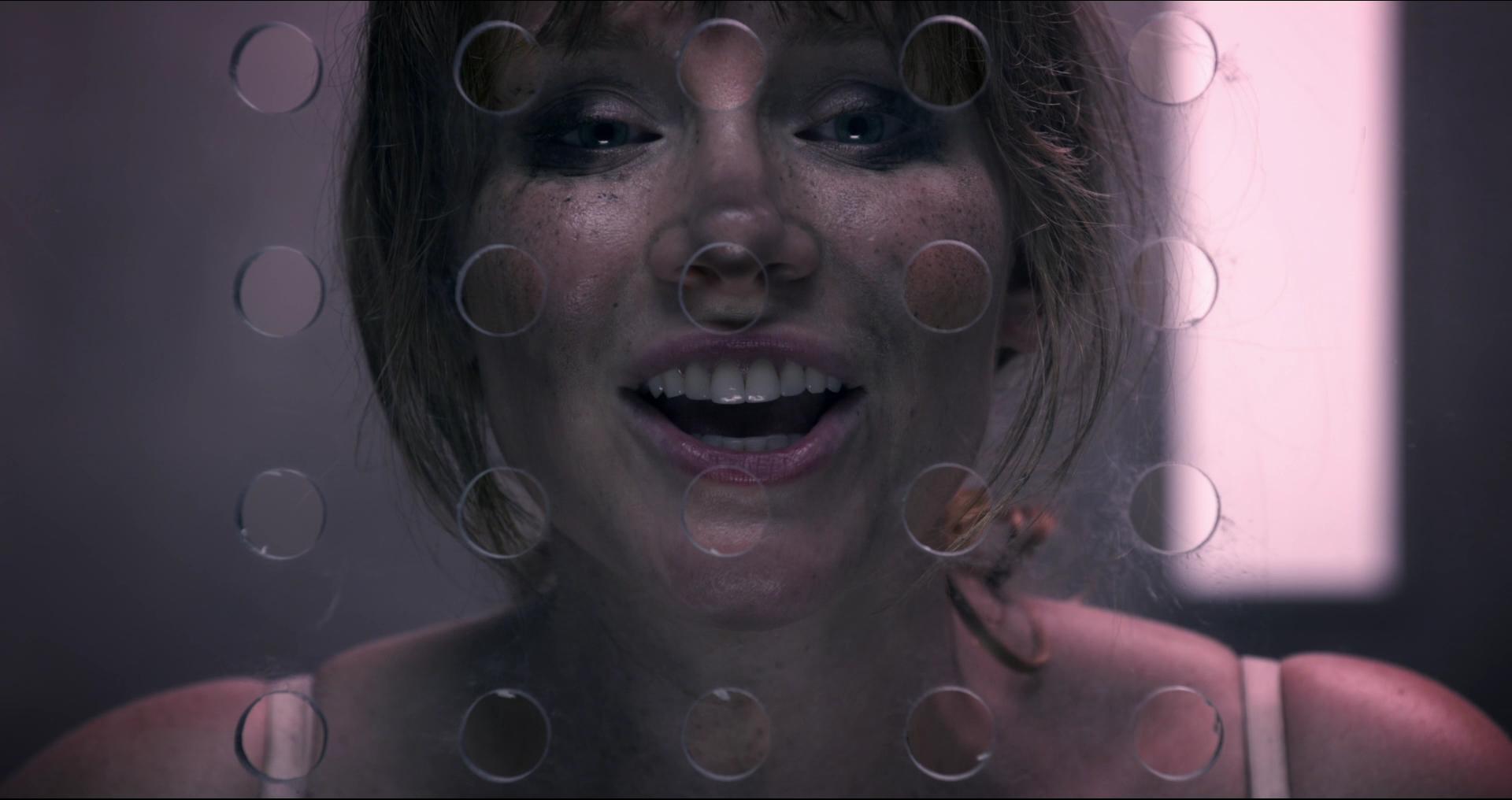 BlackMirror_28411029.jpg BlackMirror_28411029.jpg