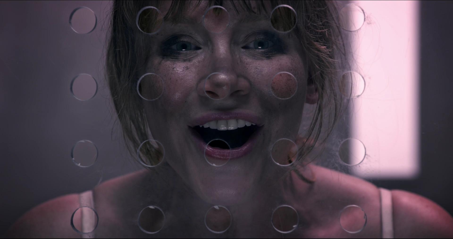 BlackMirror_28411429.jpg