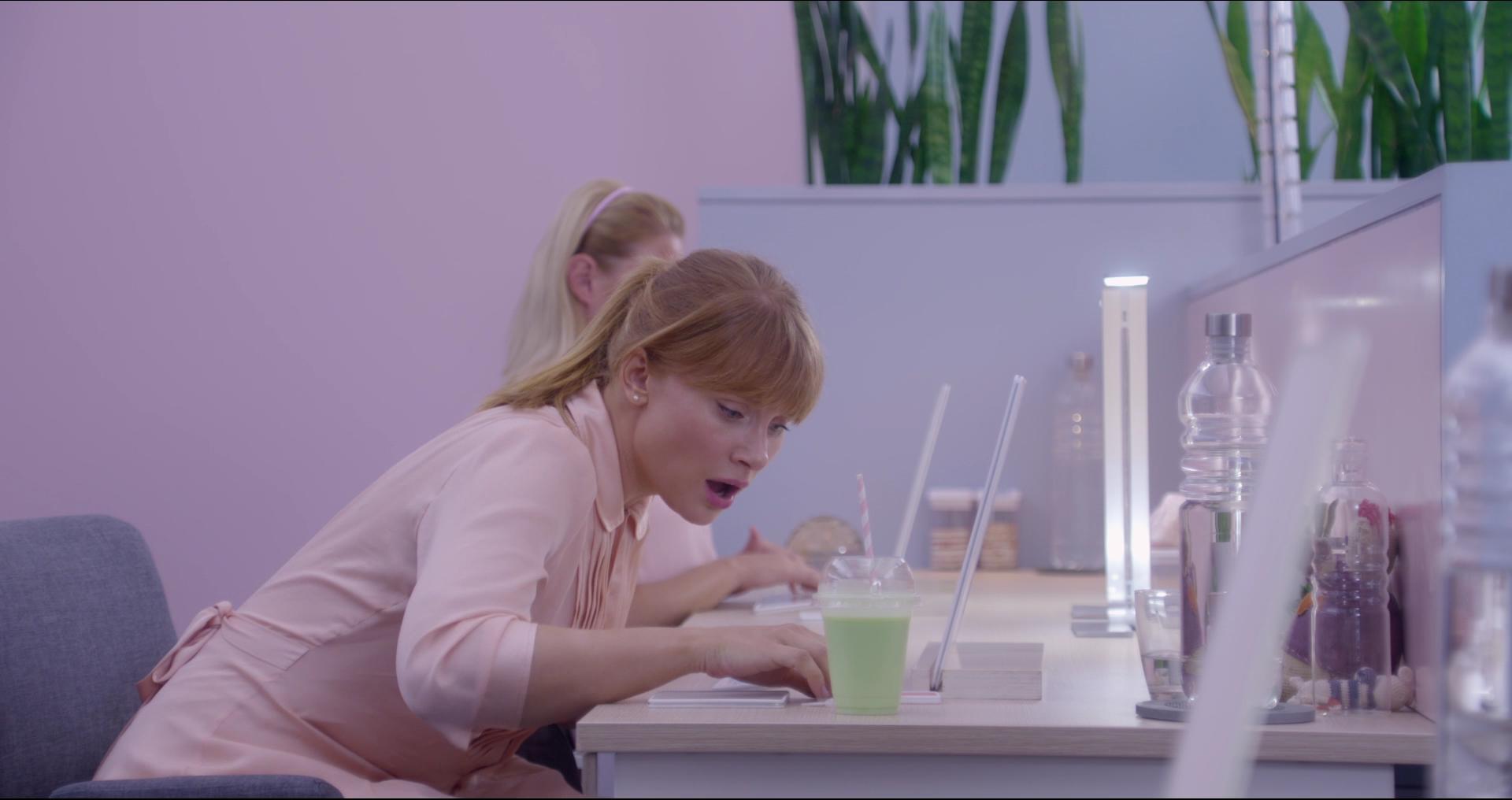 BlackMirror_2847629.jpg