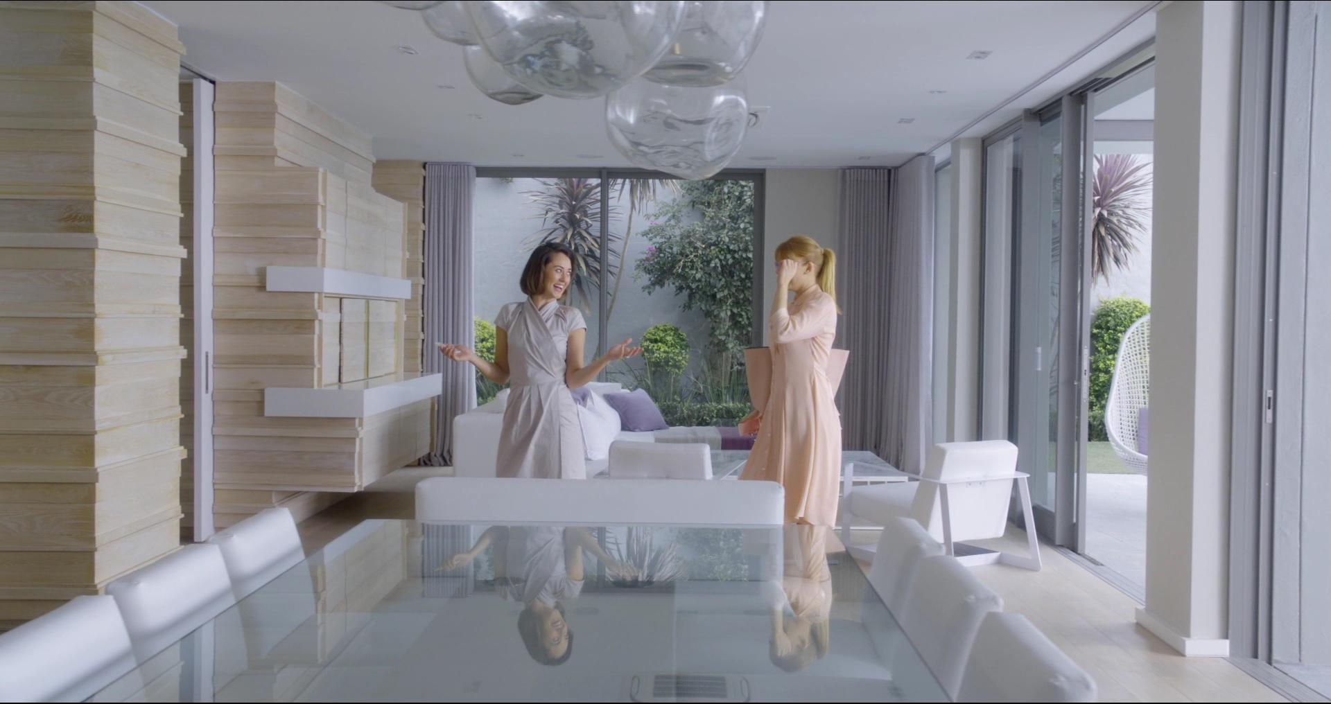 BlackMirror_2849329.jpg