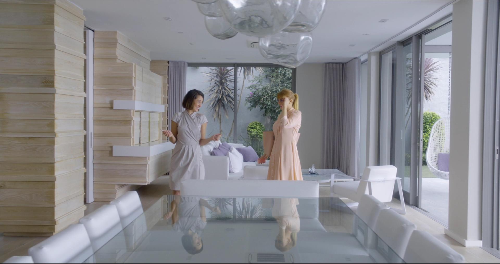 BlackMirror_2849429.jpg
