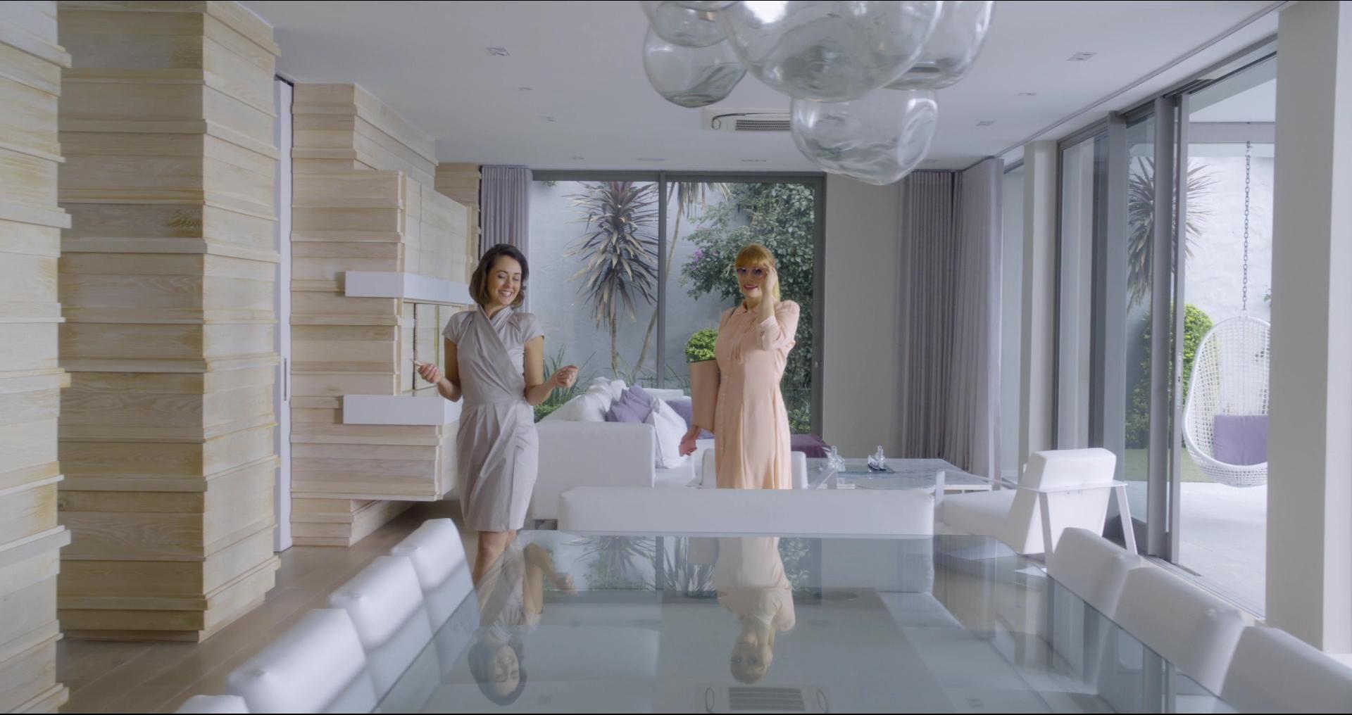 BlackMirror_2849529.jpg