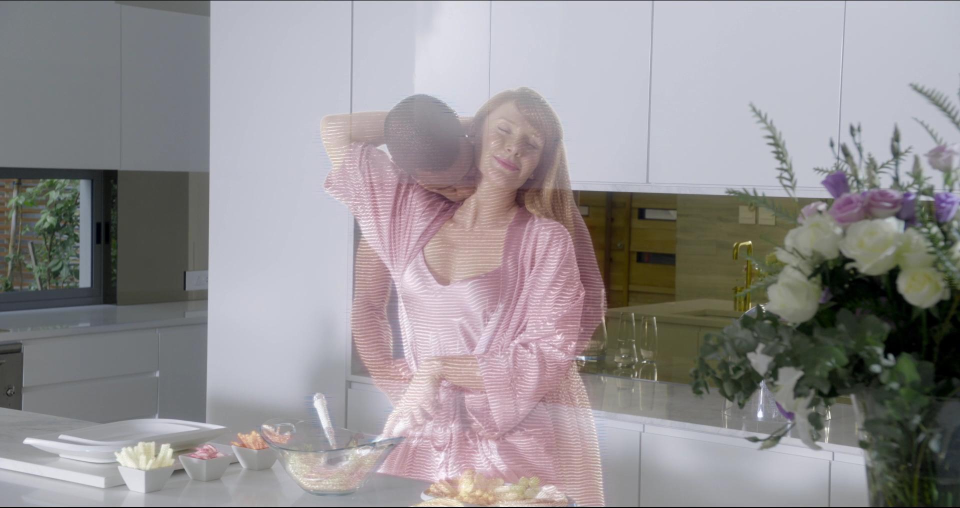 BlackMirror_2856229.jpg BlackMirror_2856229.jpg