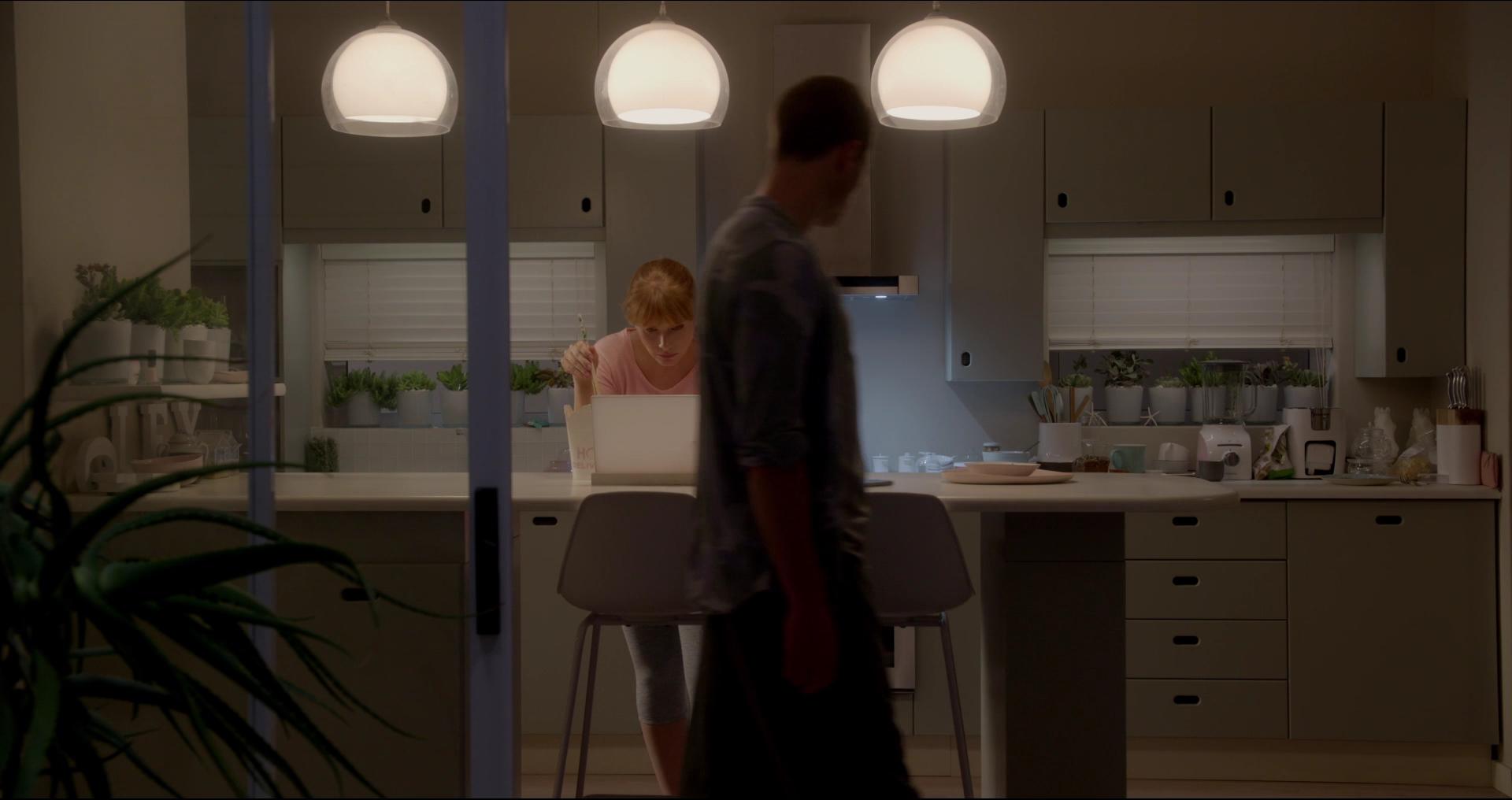 BlackMirror_2868729.jpg BlackMirror_2868729.jpg