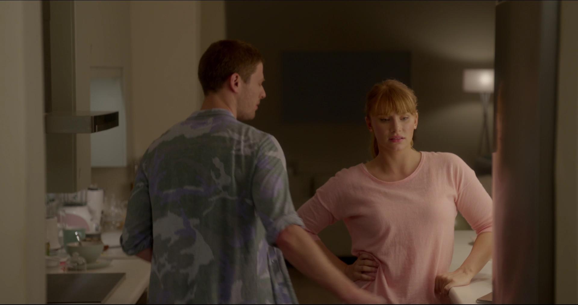 BlackMirror_2870929.jpg