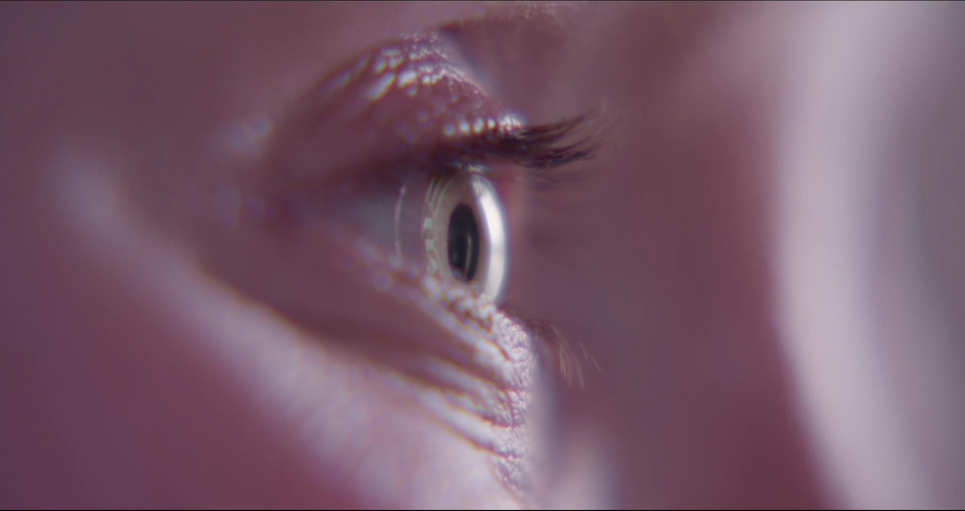 BlackMirror_288829.jpg BlackMirror_288829.jpg